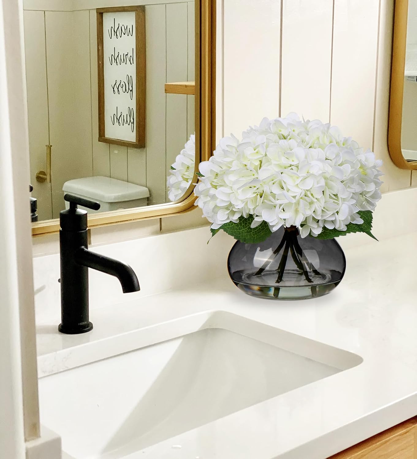 Hollyone Hydrangea Artificial Flowers with Glass Vase White Silk Faux Flowers Arrangements with Faux Water Fake Floral Bulk Bouquet for Home Decor Table Centerpiece Decorations