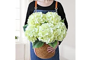 Lifelike Greenery: Artificial Hydrangea Flowers