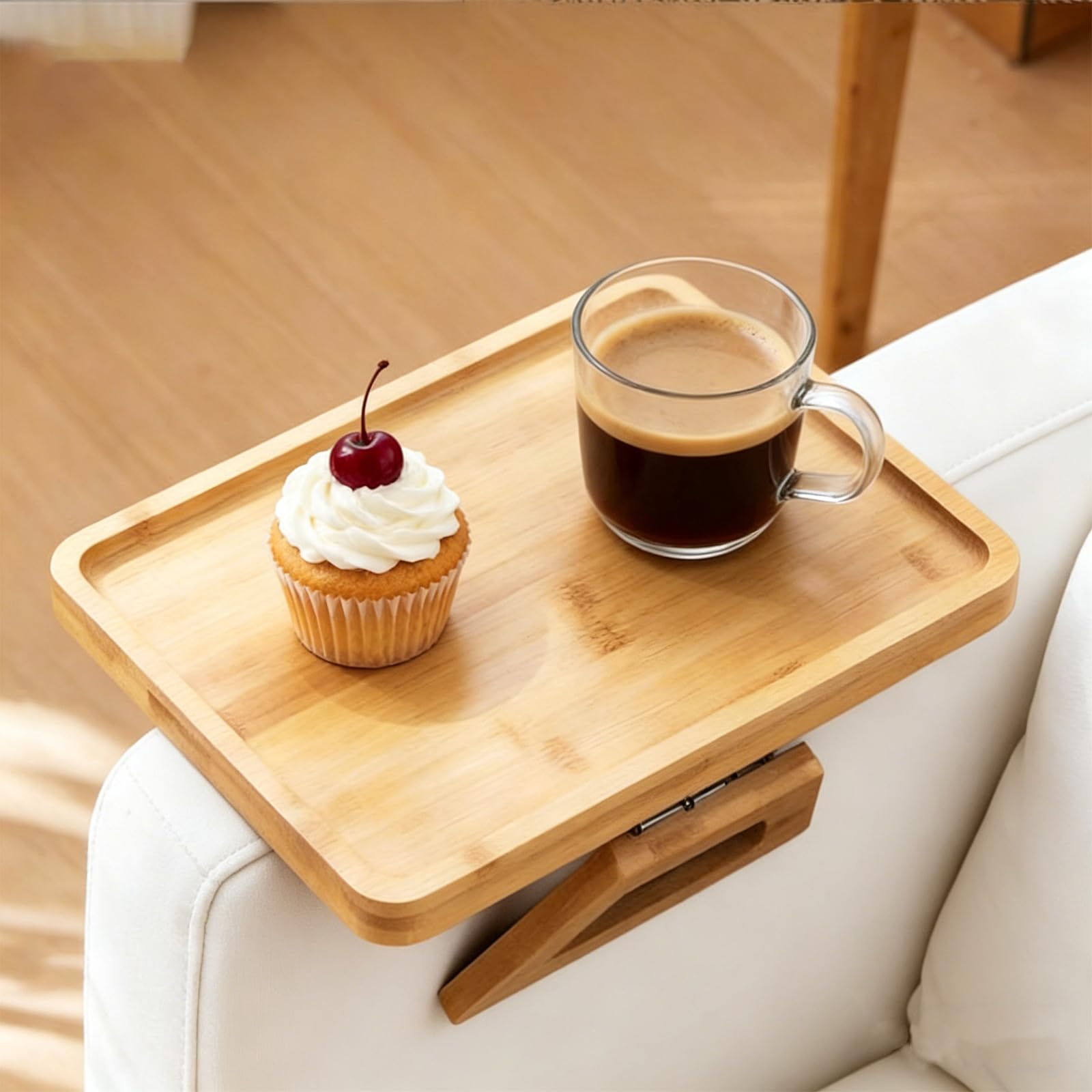 Plateau de canapé en bois d'acacia pliable avec porte-gobelet pour accoudoir
