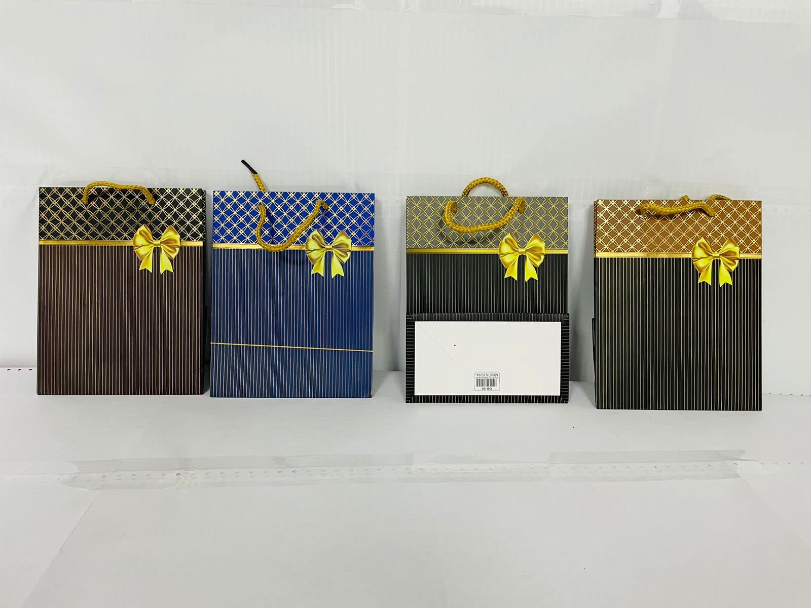 Servewell Gift Bag , Large - 30 x 40 x 12cm