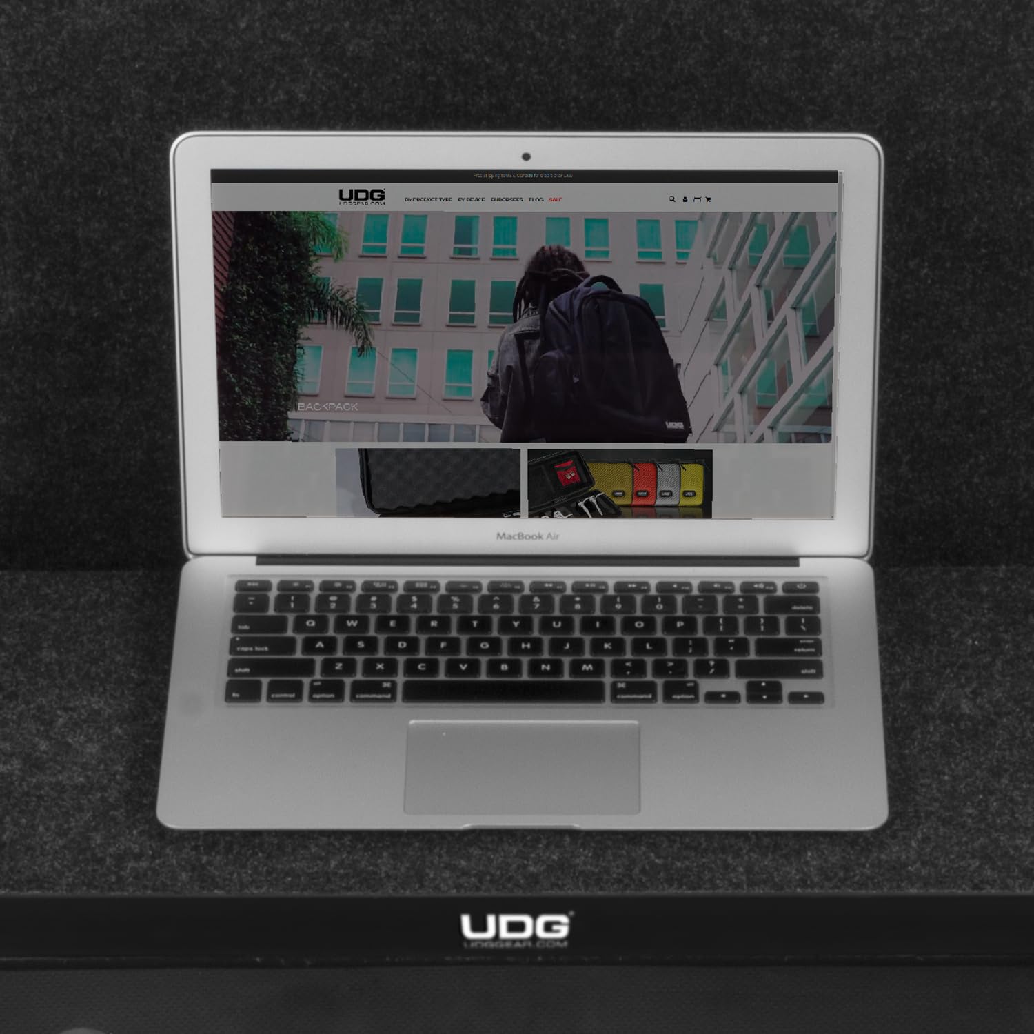 UDG Ultimate Flightcase Pioneer DJ DDJ-FLX10 Plus Laptop, Schwarz