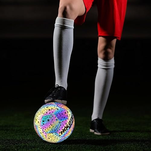 Miniatura 5 de Balón de fútbol holográfico reflectante, pelota de fútbol de piel sintética brillante, se ilumina en el flash de la cámara para juegos nocturnos,
