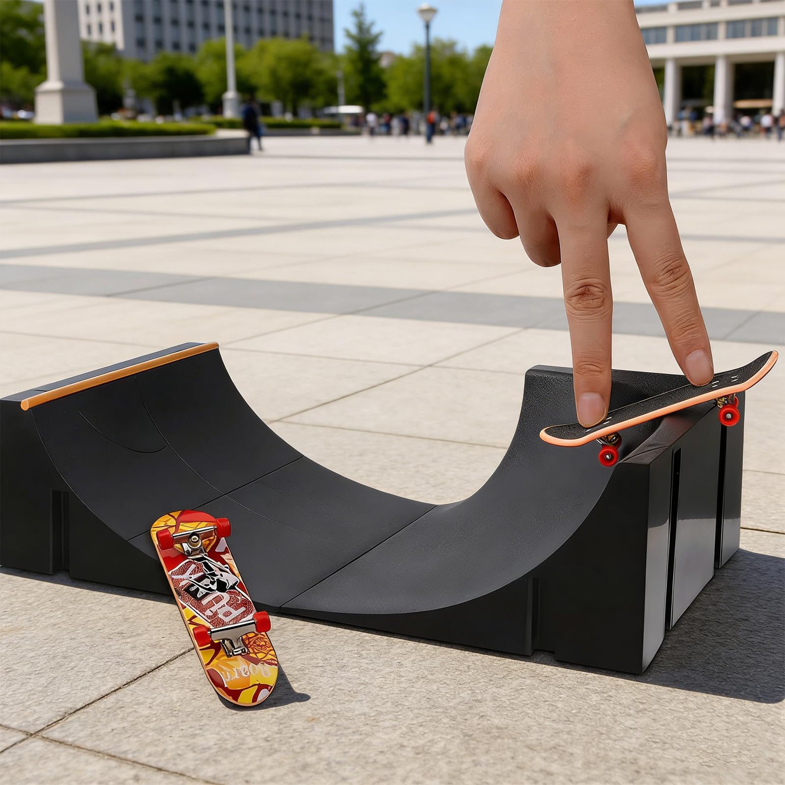 Mini Skateboard da Dita, Pista Skateboard, Mini Skate, Skateboard per Dita, Set Modulabile con 6 Ramp e Connettori, per Pratica Trick, Gioco Creativo, Regalo Bambini