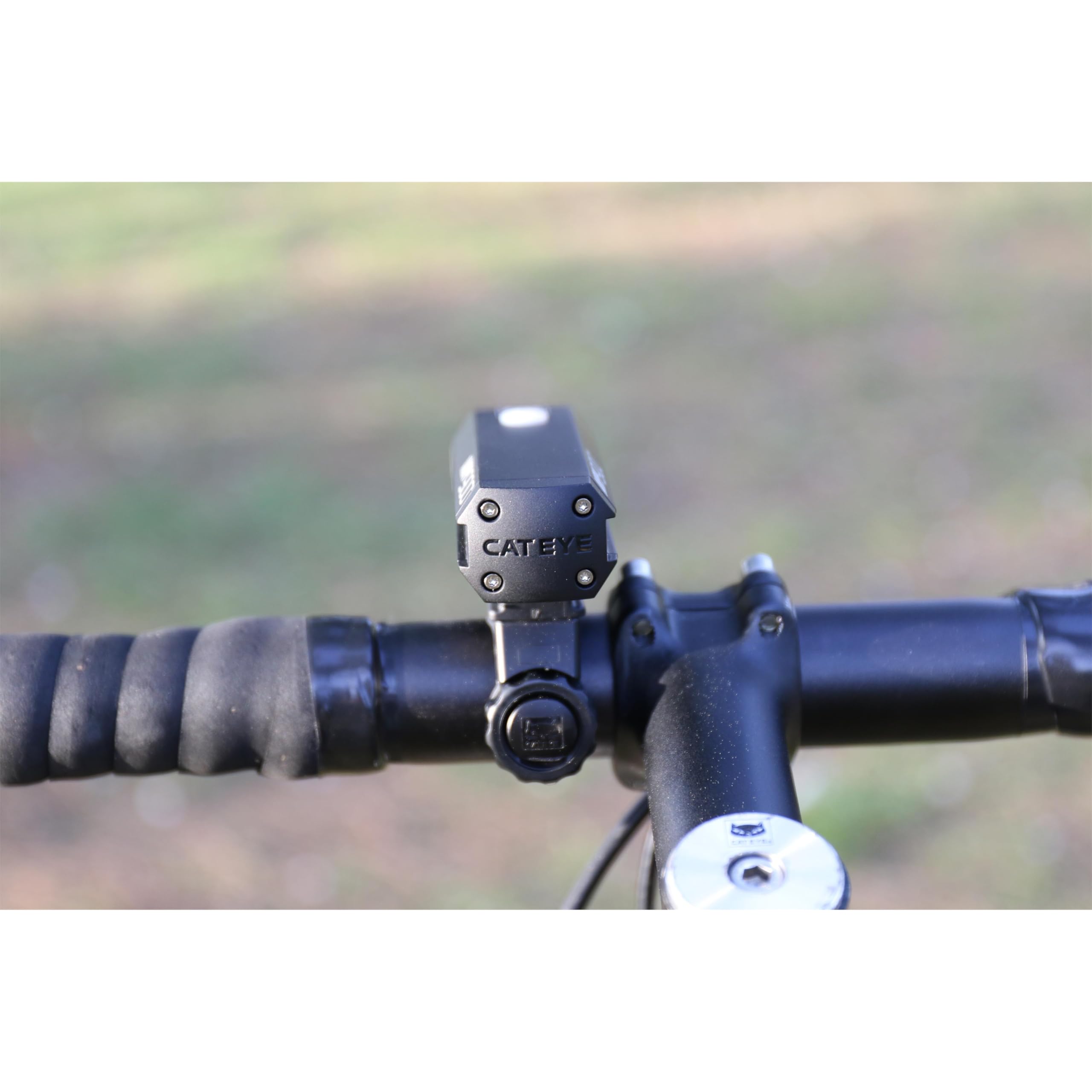 CatEye AMPP 900 Feu Avant et feu arrière VIZ 300 – Lumières de vélo Rechargeables par USB pour vélos de Route et de Banlieue