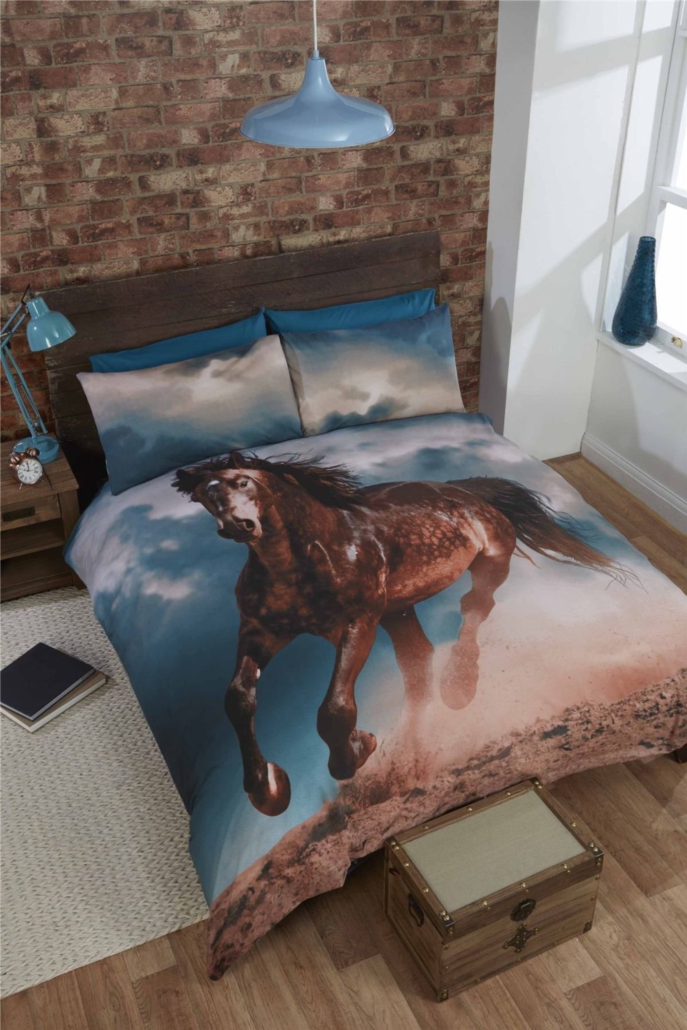 Bedding Heaven Multicolour Galloping Horse Duvet Cover Set. Shadow The Horse Quilt Cover And Pillowcases (Double)