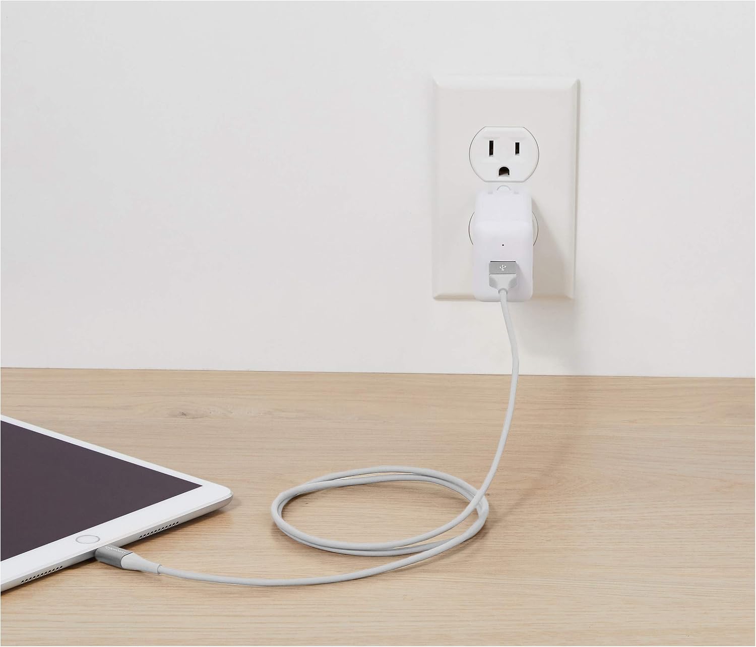 Cheapest 🛒 Amazon Basics Apple MFi-Certified USB A Cable with Lightning Connector, Premium Collection - 6 Feet (1.8 Meters) - Single - Silver