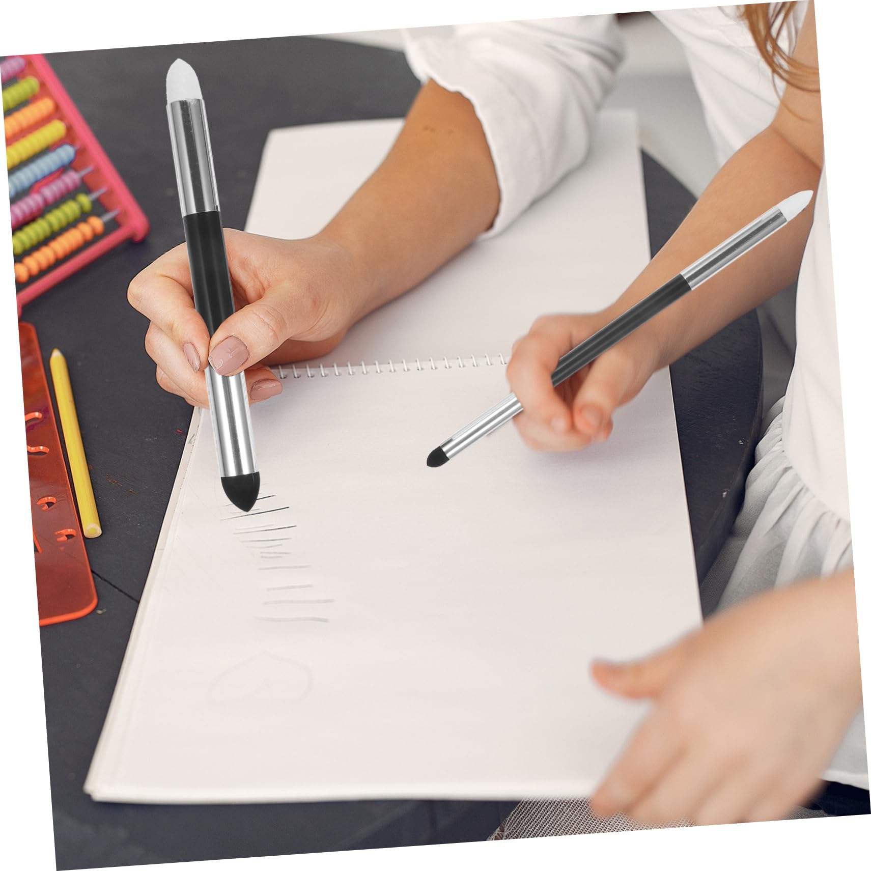 OSALADI 4 Ensembles Outils De Dessin Éponge pour Artistes Ensemble De Éponges À Estomper Réutilisables pour Vos Croquis Dessins 4 Pièces * 4