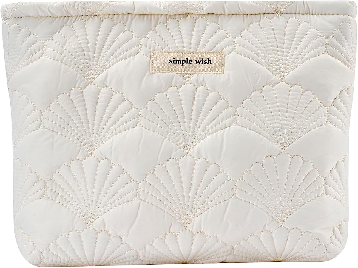 RSRSLEII Quilted Cotton Seashell Makeup Bag, Travel Toiletry Bag, White | Coastal Granddaughter Aesthetic Cosmetic Bag, Cute Portable Travel Toiletry Pouch,Wedding Gifts, Bridesmaid Gifts, Foldable