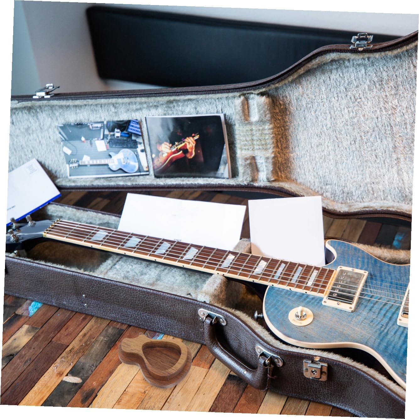 Wooden Guitar Pick Case for Travel and Music Party Organizer image 5