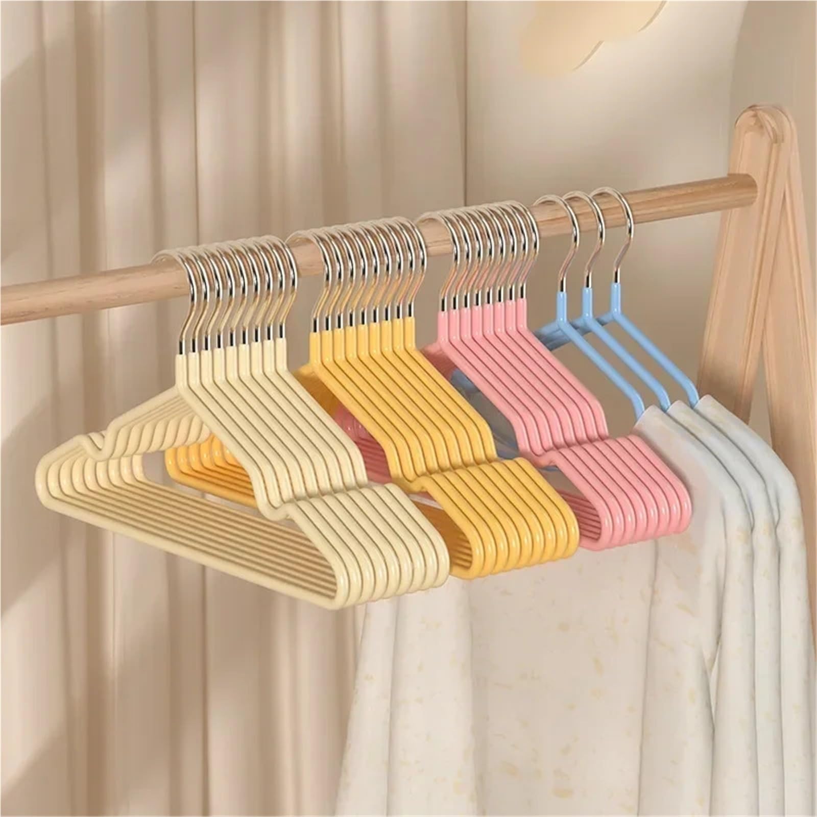 Grucce per Cappotti Grucce Antiscivolo in Metallo Senza Tracce da 10 Pezzi, Appendiabiti Resistenti, salvaspazio Domestico for l'organizzazione della Camera da Letto per Abito, Camicia(Yellow)