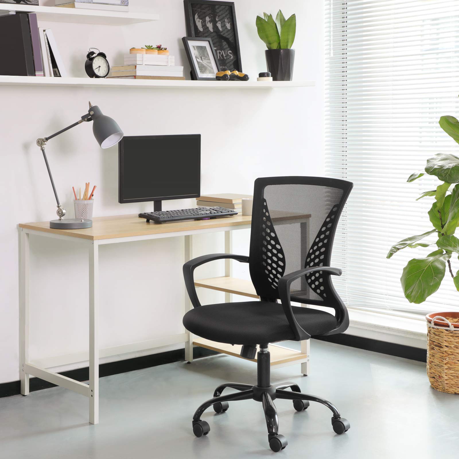 SONGMICS Fauteuil de Bureau, Chaise Ergonomique, pivotant, réglable en Hauteur, mécanisme d’Inclinaison, siège et Dossier en Toile Respirante, Bureau, Charge 120 kg, Noir OBN22BK
