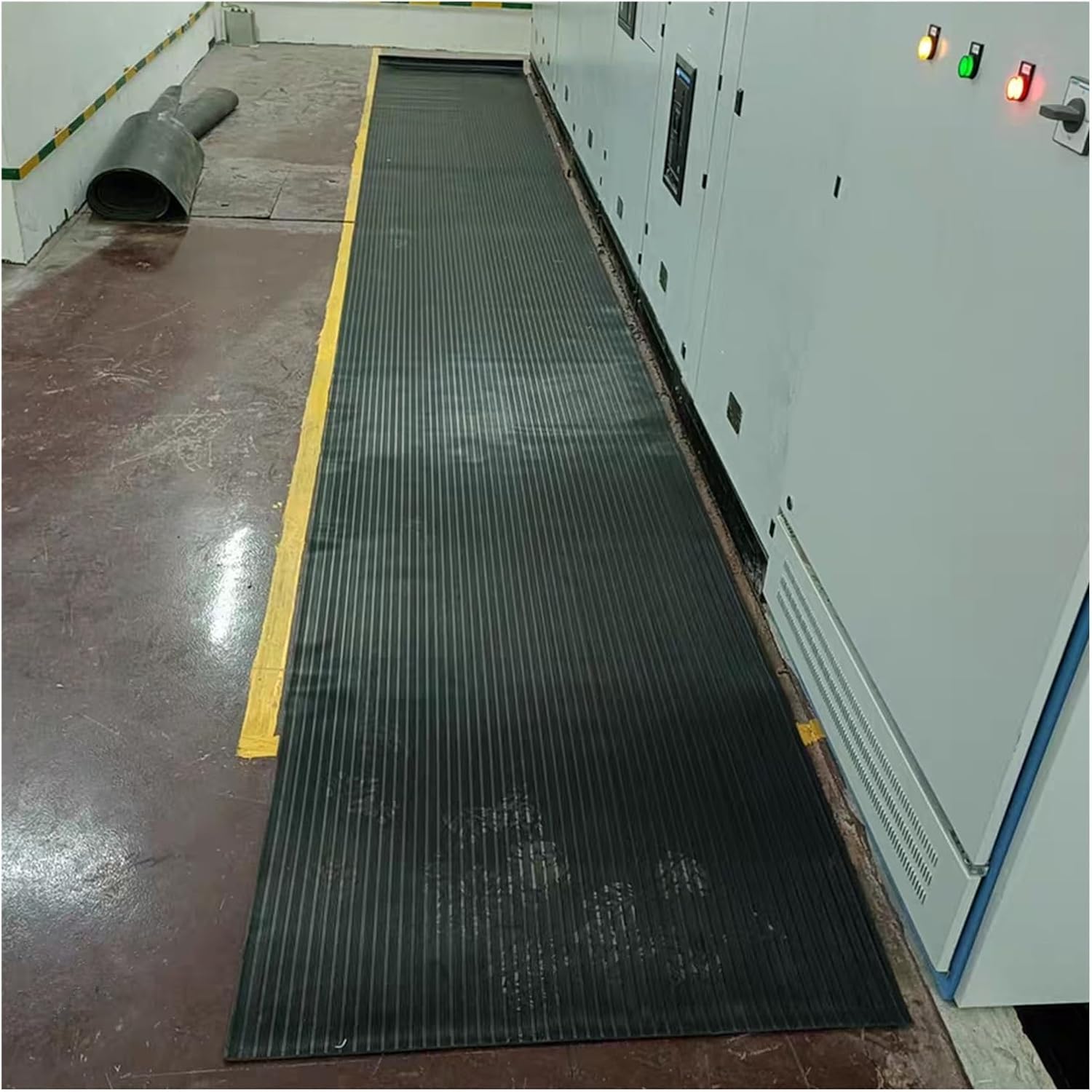Insulated Rubber Flooring Mat for Distribution Room, 1/10" 1/5" 1/4" 1/3" 2/5" Thick Industrial Insulation Rubber Mats with Non Slip Textures, Electrical Safety Shock Protection(LXWXT 7' X 3 1/5' X 1/