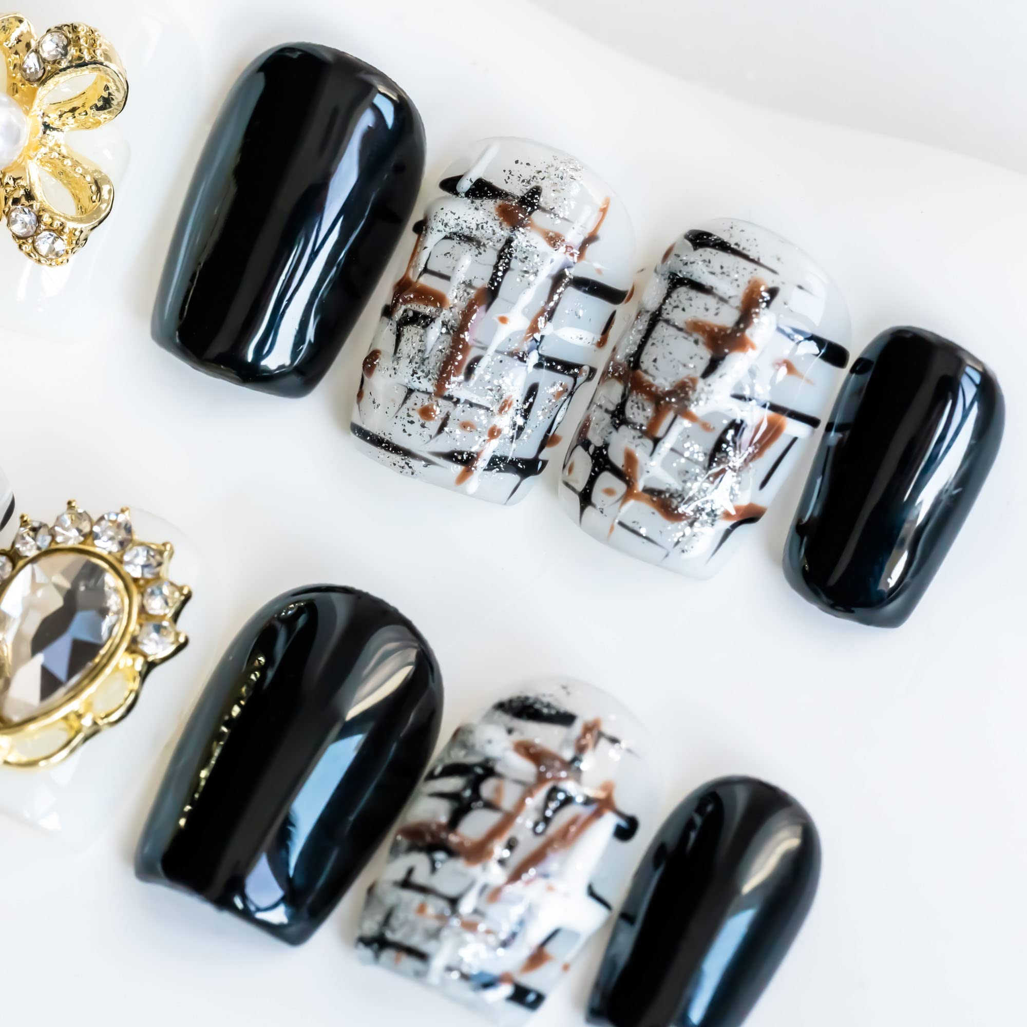 Sun&Beam Nails Handmade Press-on Short Square White Black Stripes Rhinestone 3D Design Fashion False Nail Tips 10 Pcs Set (#047 S) - Image 3