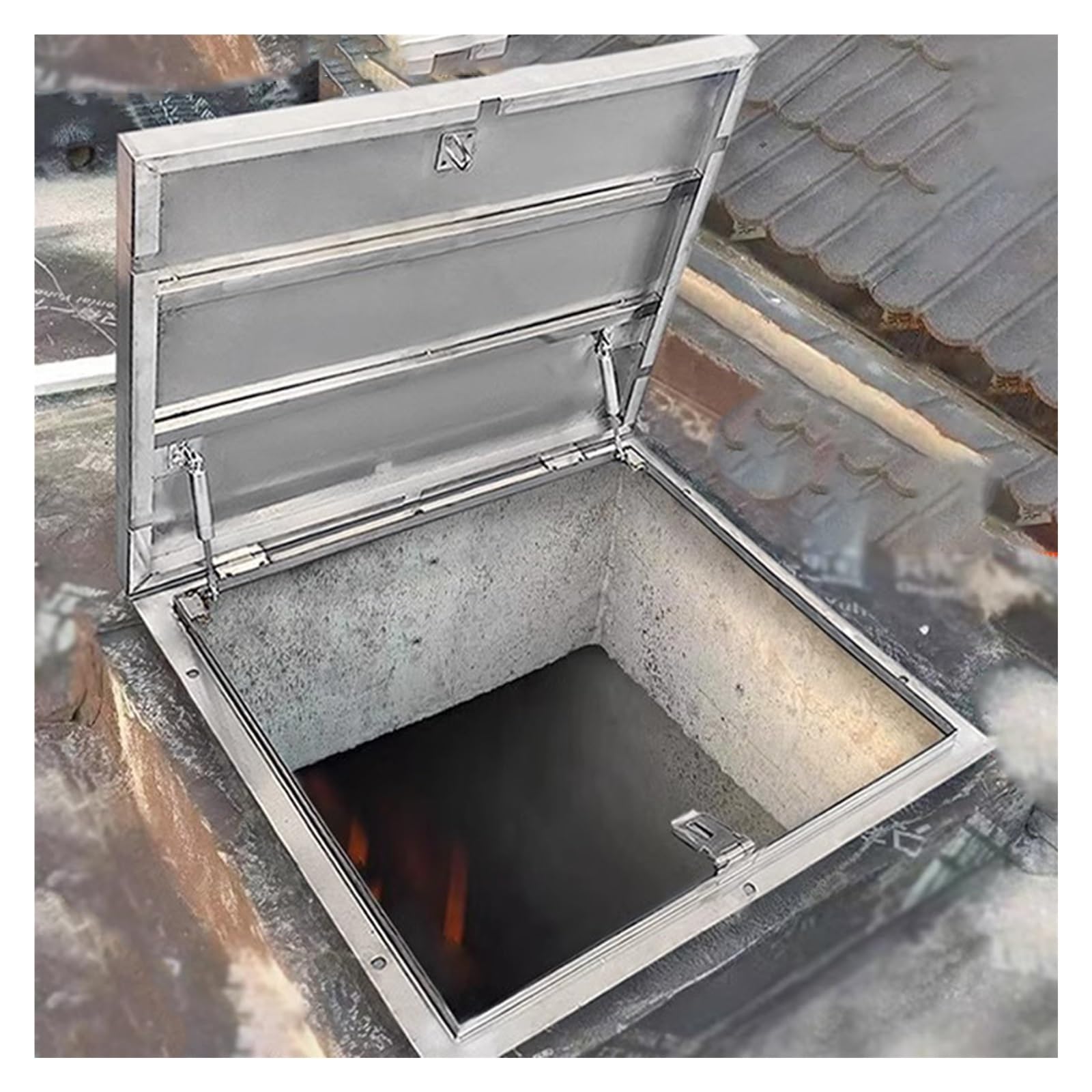 Trampilla de techo aislada 20x20 de acero inoxidable con manija y amortiguadores de gas