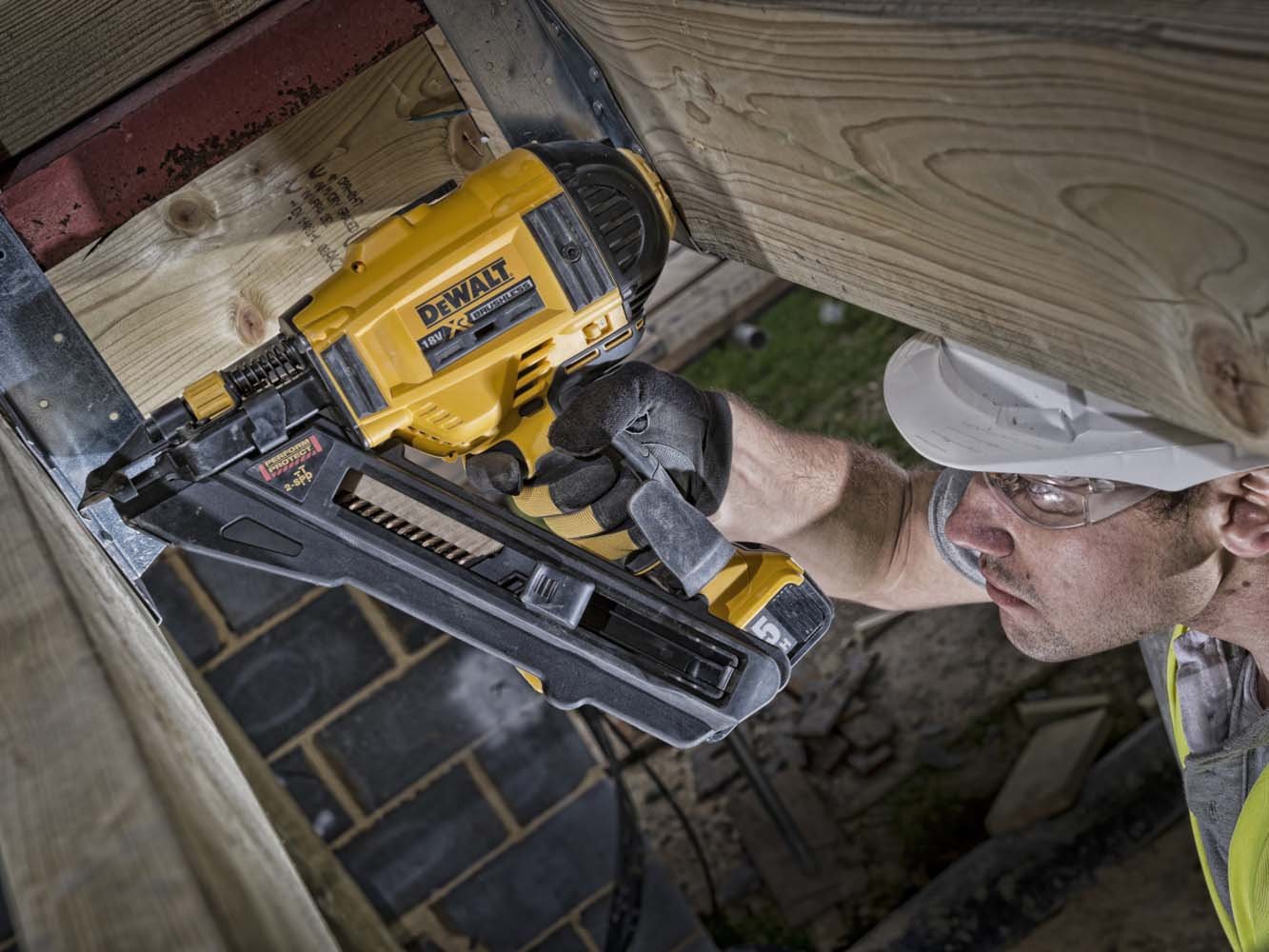 DeWalt Lot de Cloueuse, 1, jaune – Noir, dcn693p2 Batterie
