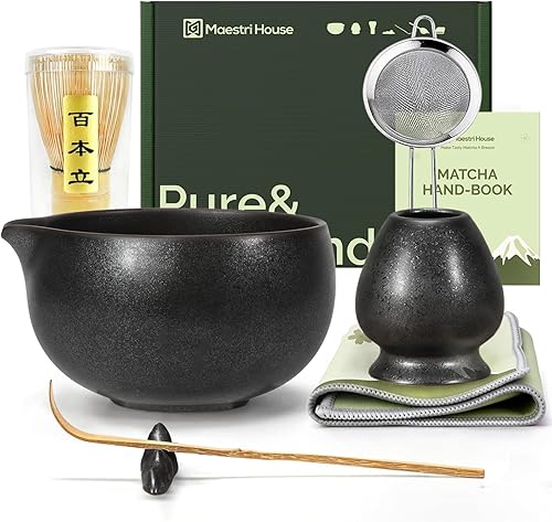 Maestri House Juego de batidores de matcha, kit completo de matcha de 7 piezas con cuenco de cerámica con boquilla, batidor y soporte de bambú,