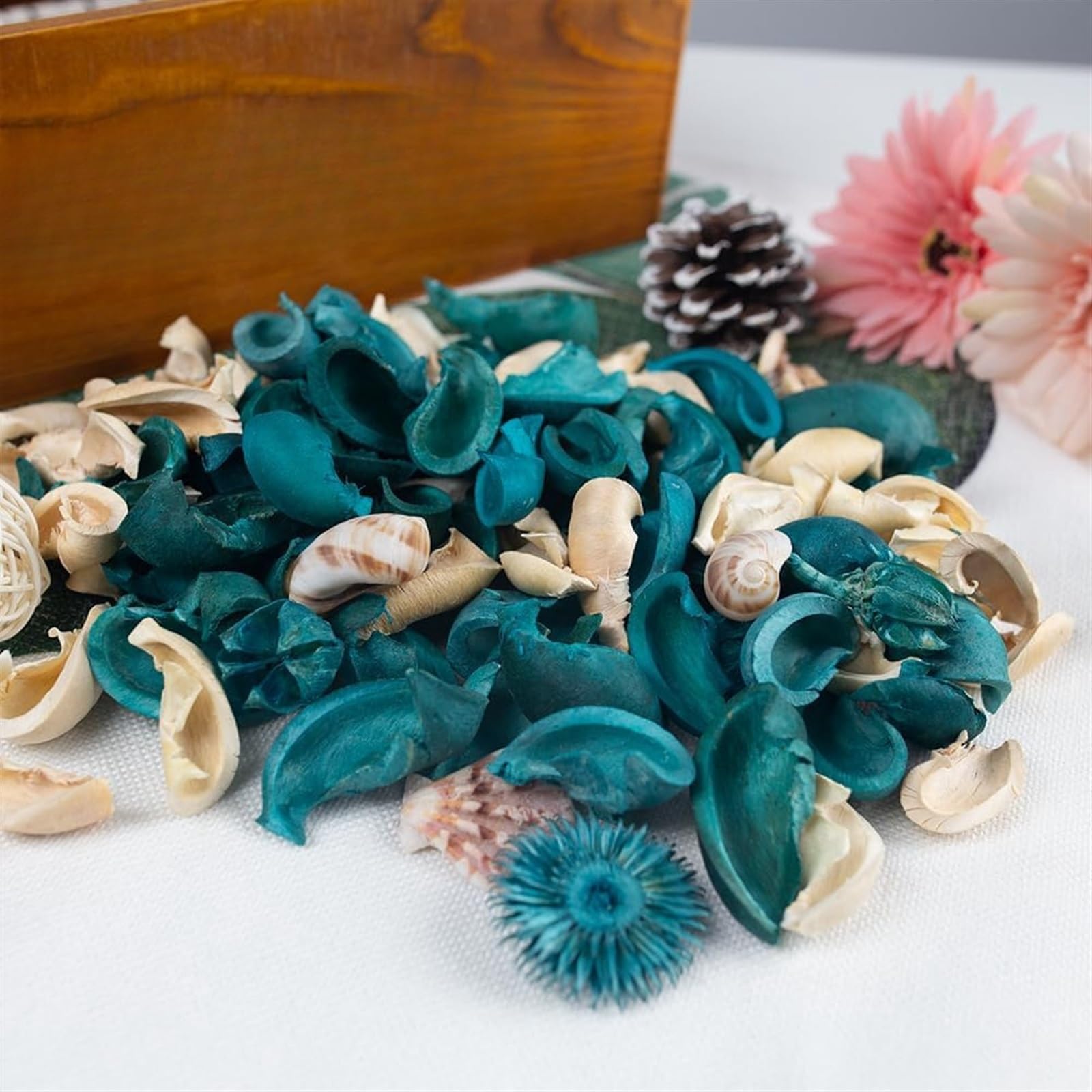 THE WHITE SHOP Sea Shell Potpourri Bag, Turquoise Dried Petals Fresh Ocean Scent Sea Shell Conch and Rattan Ball Sachets Decorative Spring Fragrance Bowl Filler and Vase Filler