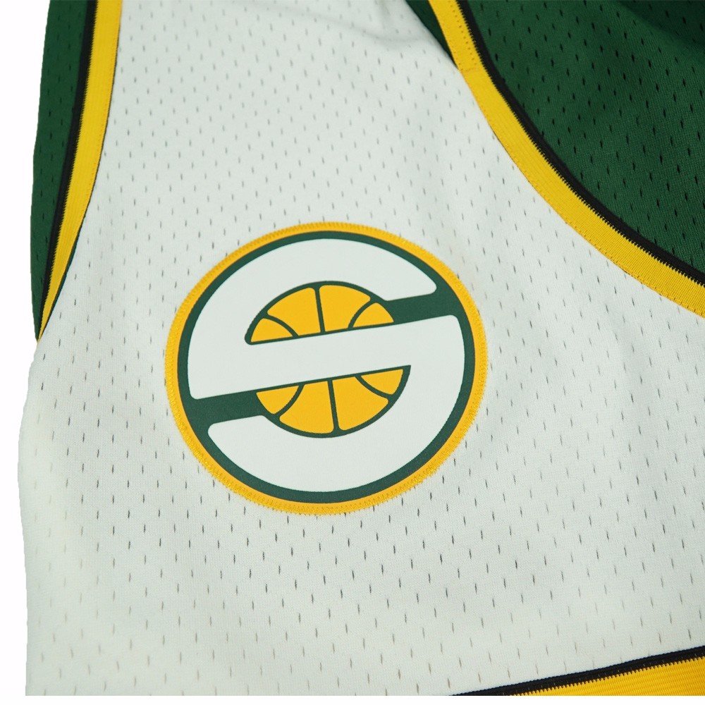 Amazon.co.jp: Mitchell & Ness シアトル スーパーソニックス NBA