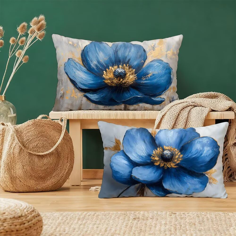 Taie d'oreiller 70x90 cm fleur bleue pour sublimer la décoration du canapé de salon