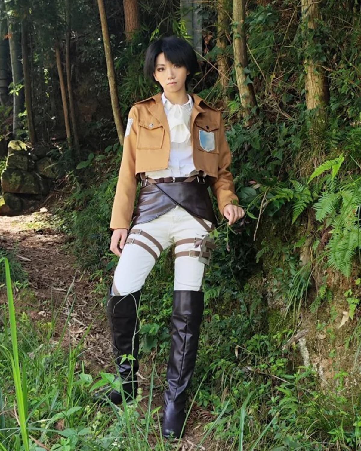 CR ROLECOS Anime AOT Cosplay Survey Corps Uniform Mikasa Ackerman Cosplay Disfraz Chaqueta y cinturón Halloween Carnaval Navidad para adultos