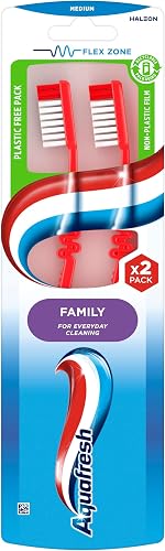 Aquafresh Family Toothbrush Twin Pack