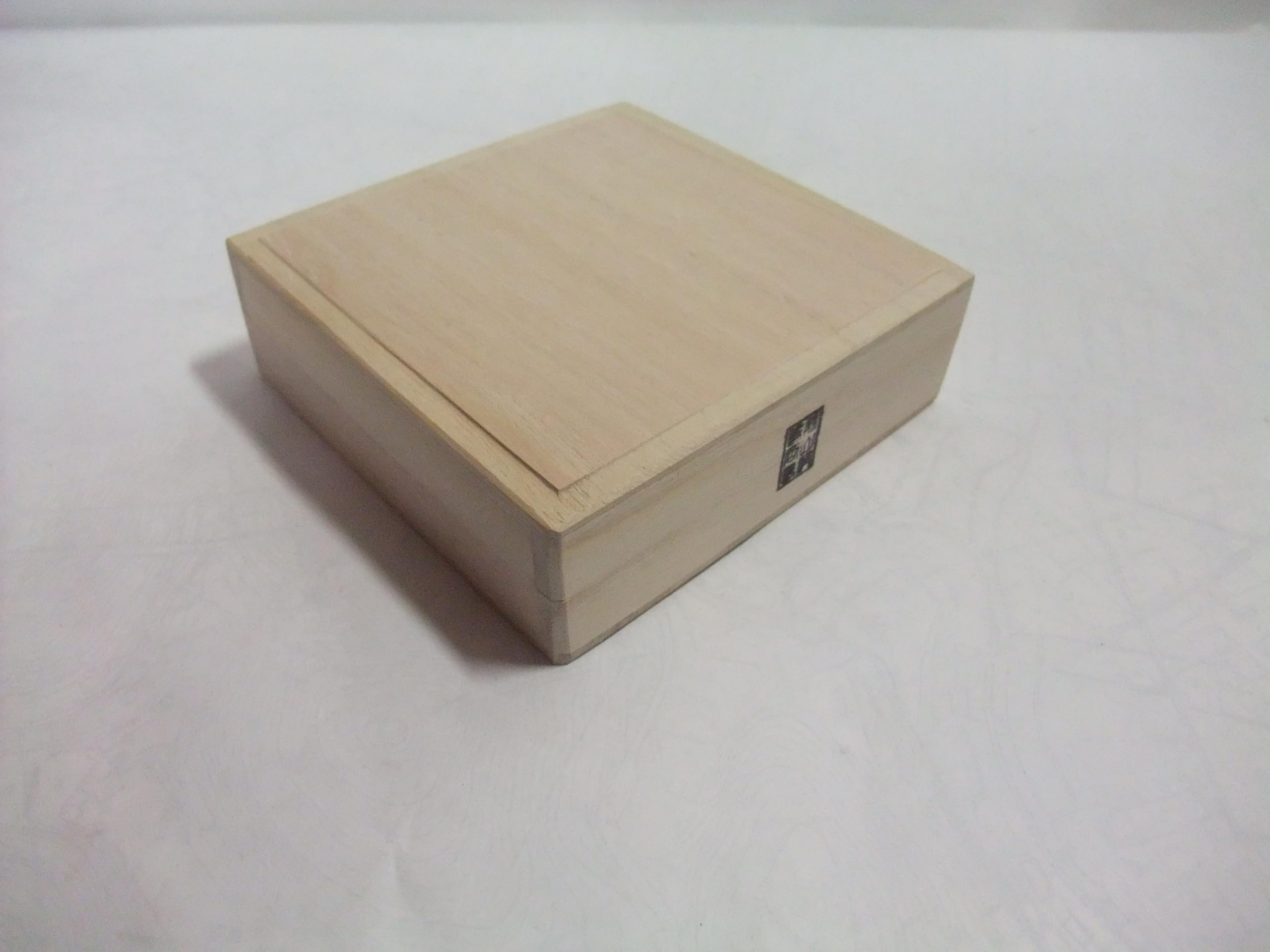 Amazon｜鍔箱 ふじ紫色 刀装具の鍔箱を入れる桐箱です。｜収納ケース