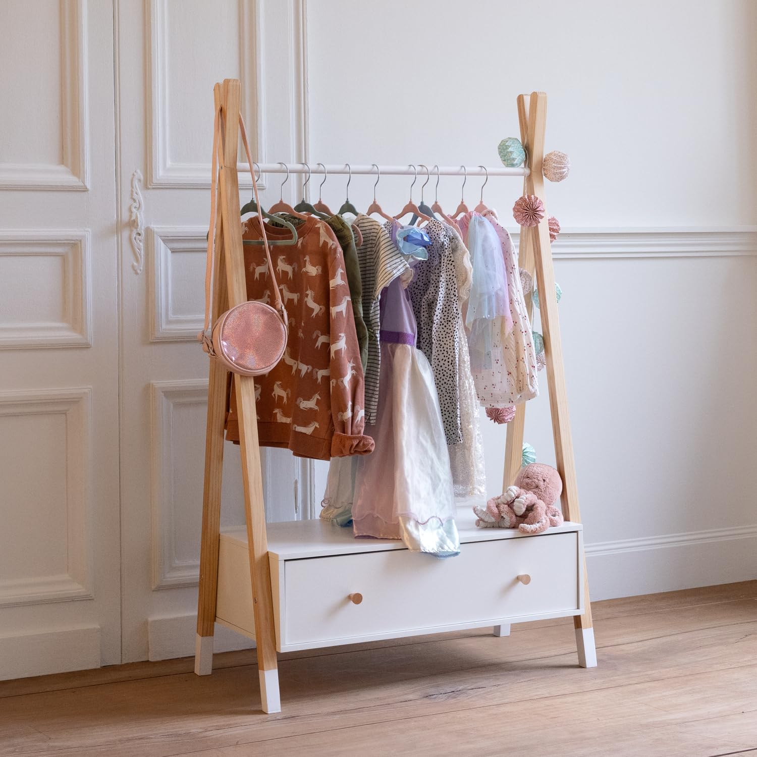 Happy Garden Penderie pour Enfant Lou avec tiroir de Style scandinave, Portant à vêtements