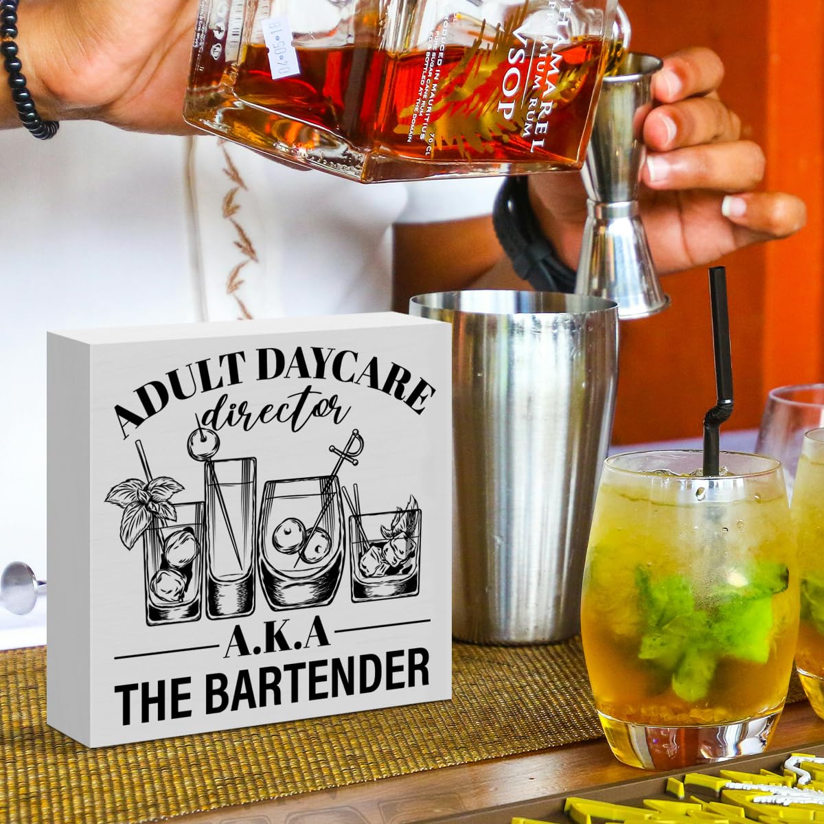 Amazon.com: GXLPO Funny Bartender Gifts for Women Men, Bartender