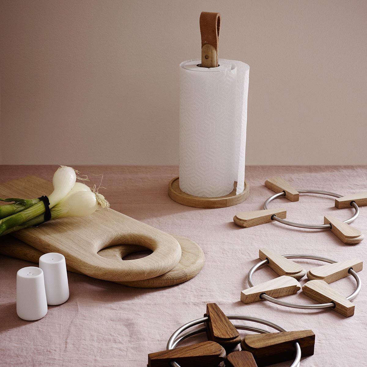 Norr Paper Towel Holder Küchenrollenhalter Skagerak