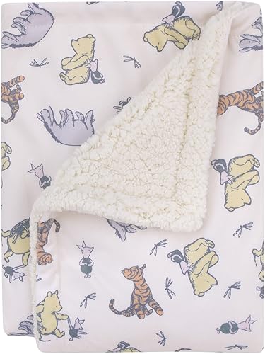 Disney Classic Pooh Naturally Friends - Manta para bebé de sherpa súper suave con cerdito marfil y gris pardo, Eeyore y Tigger