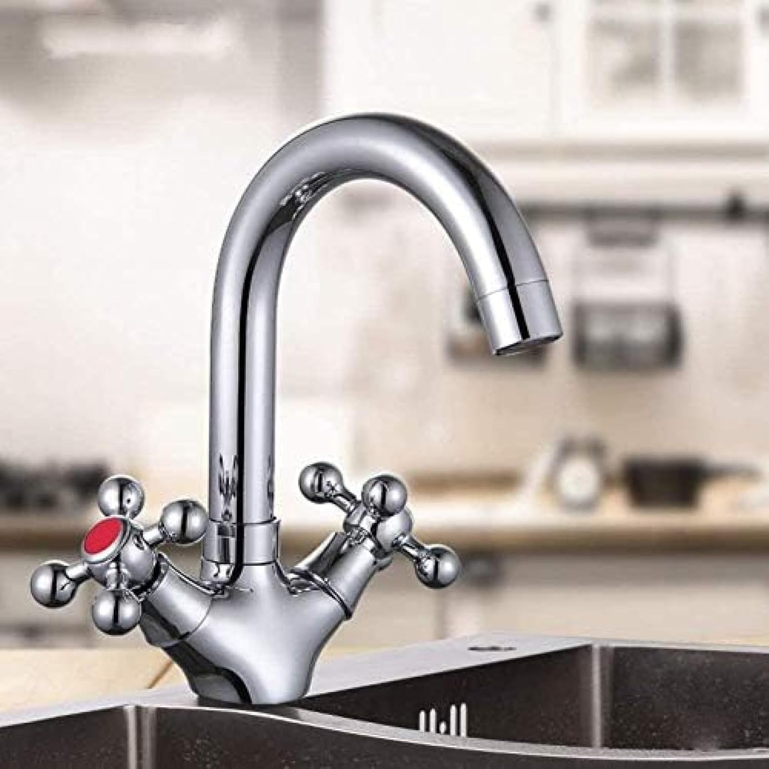 Robinet de lavabo compact pour optimiser l'espace de votre buanderie