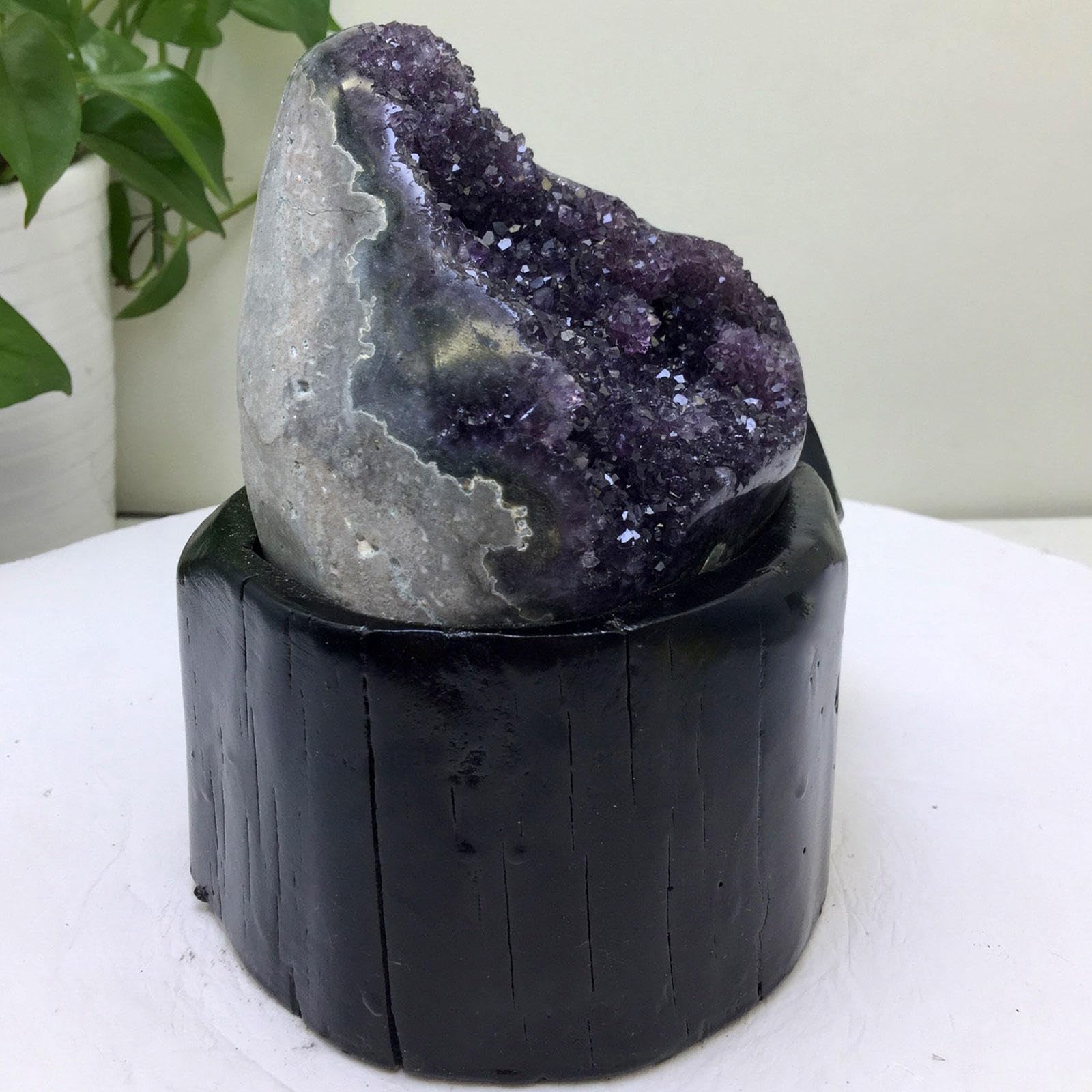 Geoda de Racimo de Cristal de Amatista de Uruguay - 4.19 Lbs, Roca de Racimo de Amatista Grande – Cristales de Energía y Piedras Curativas para Brujería, Meditación, Decoración del Hogar