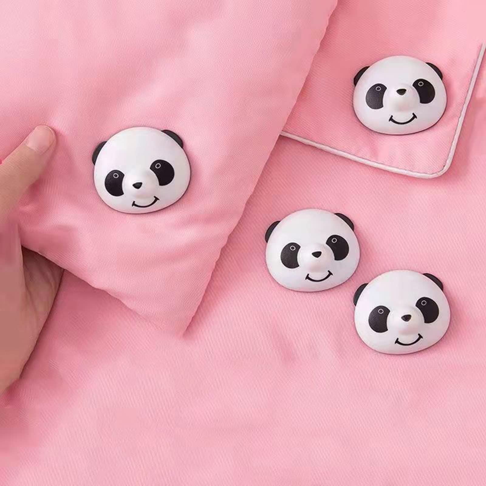 8 Pcs/Set Panda Quilt Fixing Buckles Quilt Holder Clips Non-Slip Quilt Cover Clips Duvet Pins Reusable Bed Sheet Clips Panda Quilt Cover Clips Duvet Fastener Clips