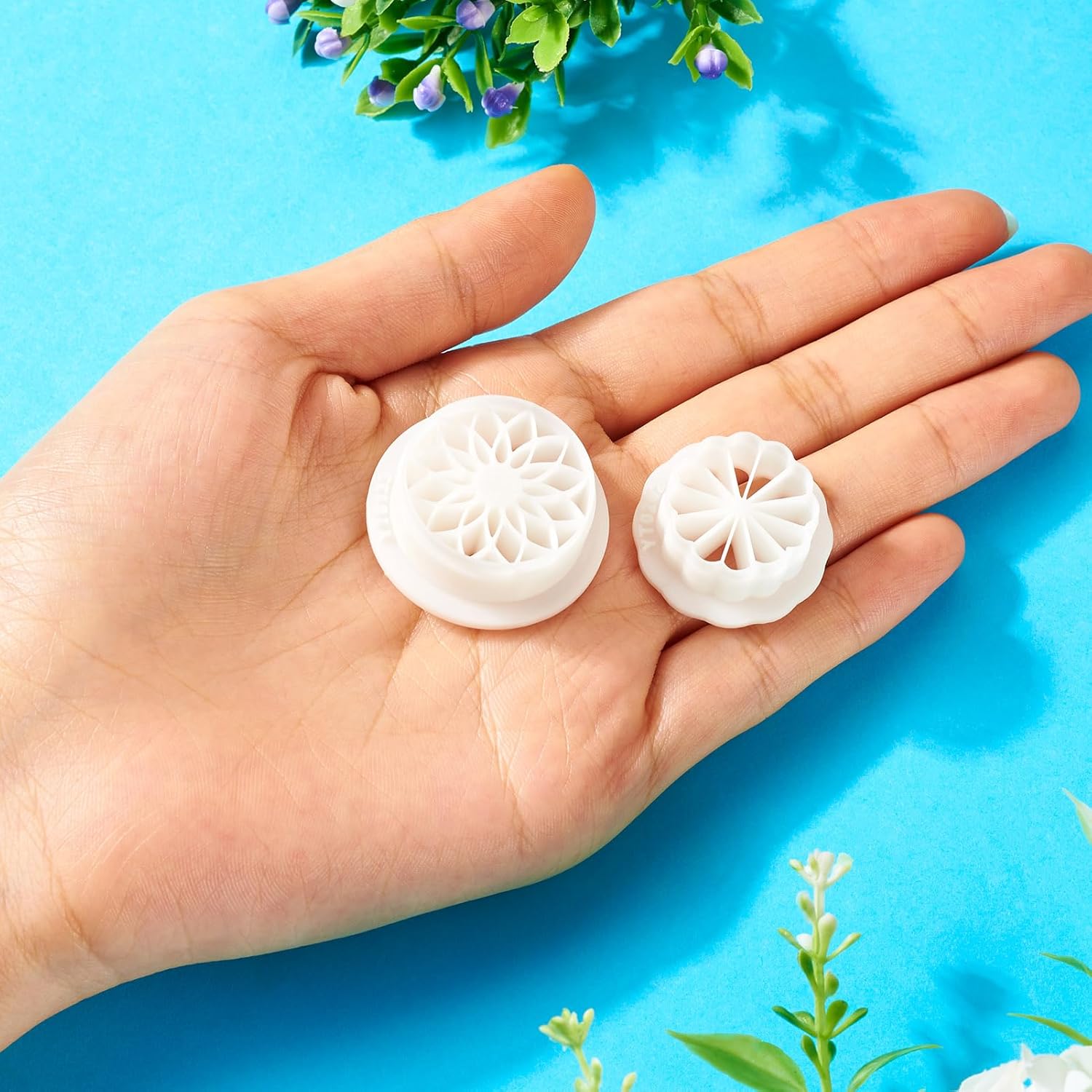 Craftdady 2 pcs Polymer Clay Cutters Flower Clay Earrings Cutters Plastic Floral Clay Cutters for Polymer Clay Jewelry Making - Image 5