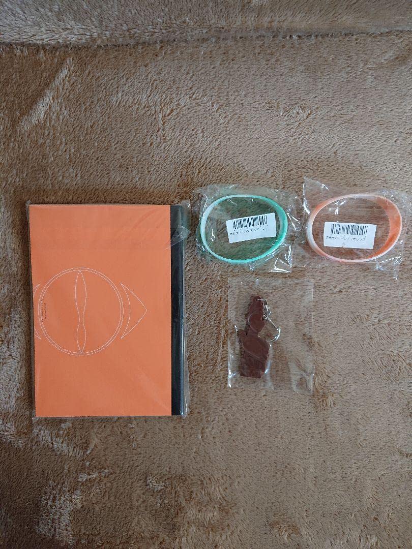 Amazon.co.jp: ヨルシカ LIVE TOUR 2019 「月光」グッズ まとめ売り