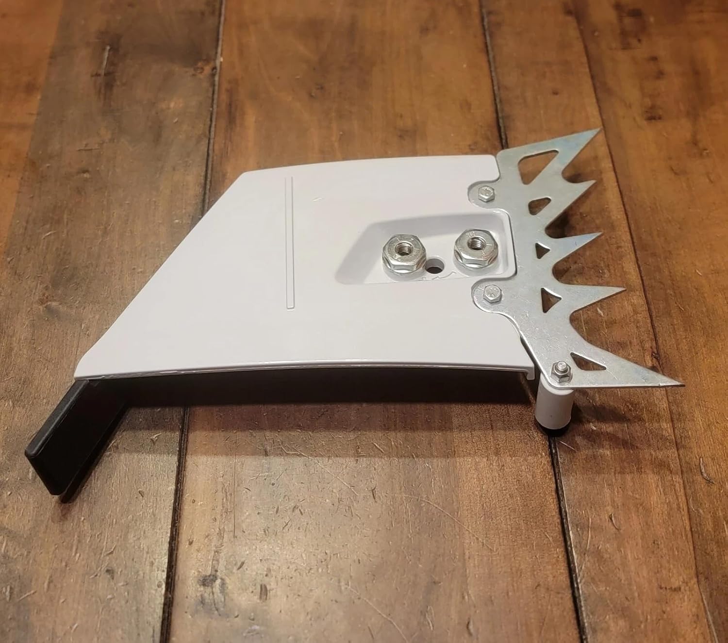 New Genuine Chain Sprocket Cover Assy MS661C-MR MS661R 1144-640-1714,Replacement for STIHL OEM