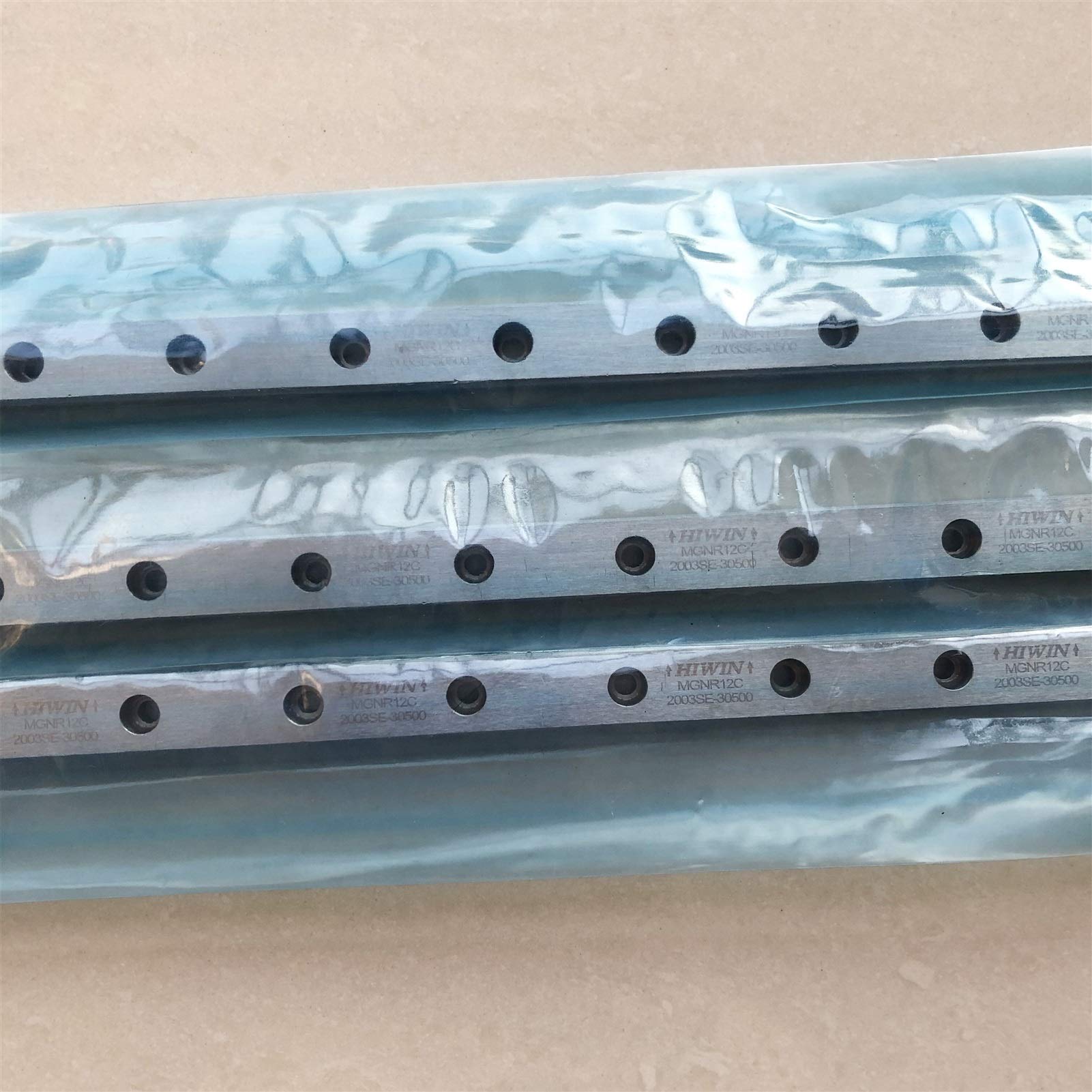 Jiyami'en-B 2pcs Guide linéaire MGI12 150 200 250 300 330 350 400 450 500 550 mm MGNR12C Rail + 4PCS MGN12C ou MGN12H Carrelage de Bloc CNC (Color : MGN12H Block, Guide Length : MGN12 500mm)