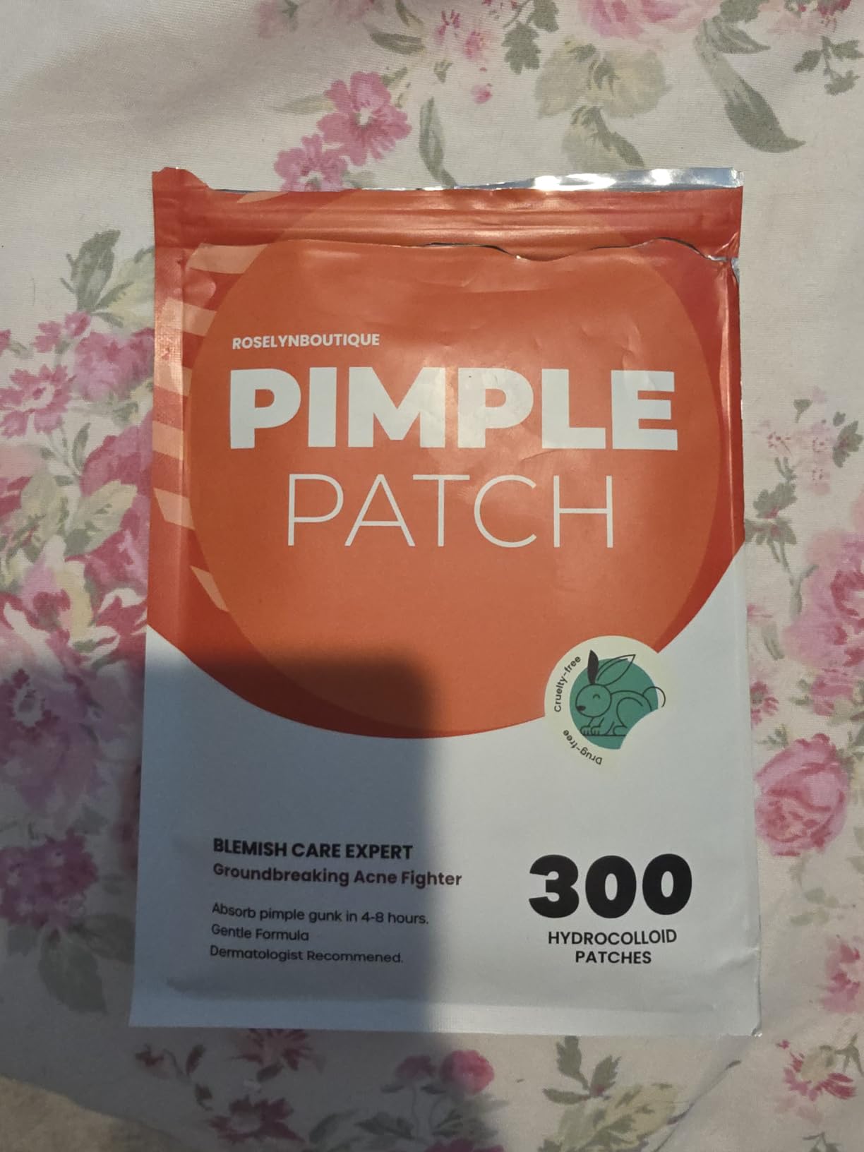 ROSELYNBOUTIQUE Pimple Patches for Face 300 Counts 4 Sizes Hydrocolloid Acne Patches with Tea Tree Oil,Zits Blemishes Pore Strips - Vegan Facial Skin Care Products Cruelty-Free