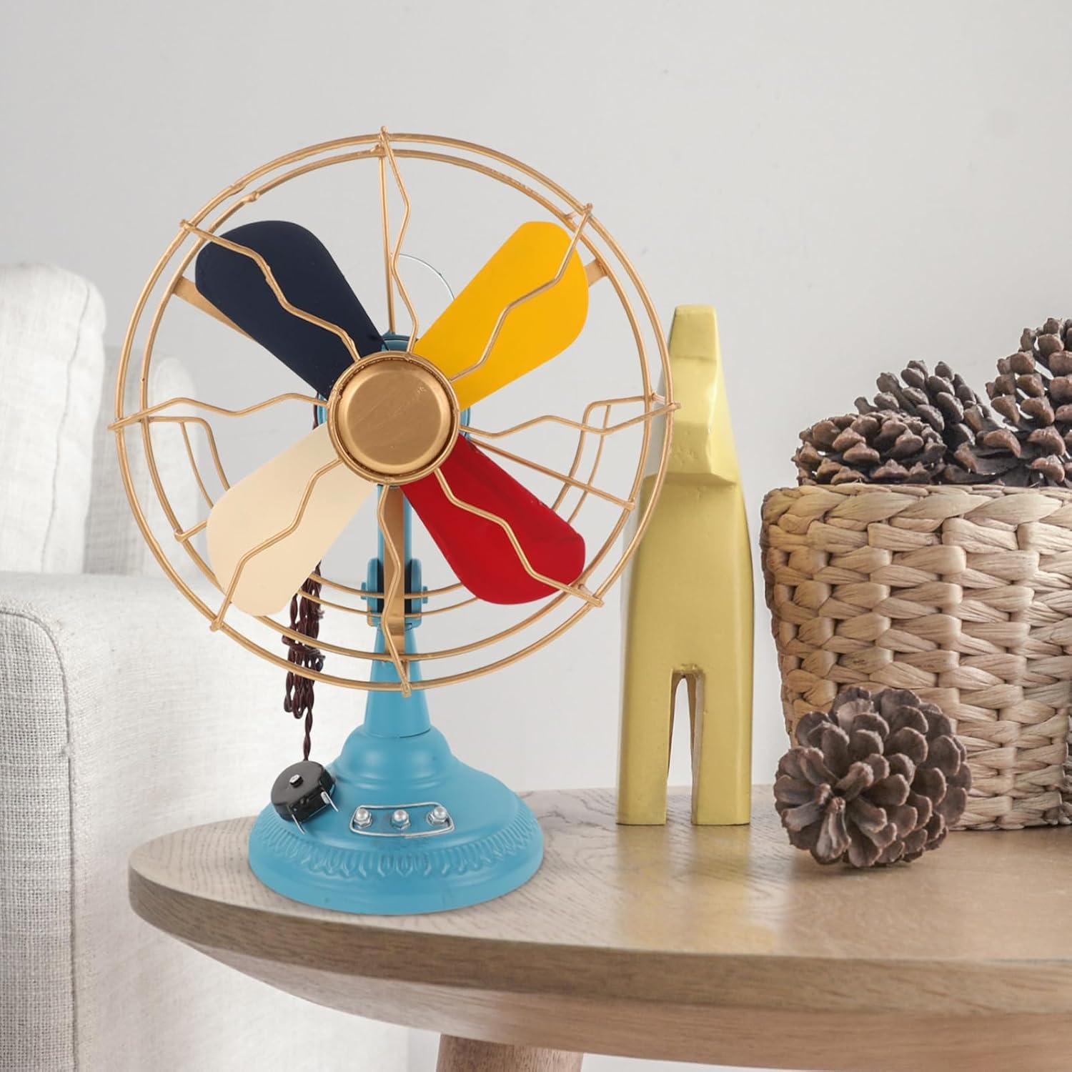 VOSAREA Vintage Table Fan Model Retro Fan Sculpture for Home Decor Desktop Ornament for Shops and Living Rooms