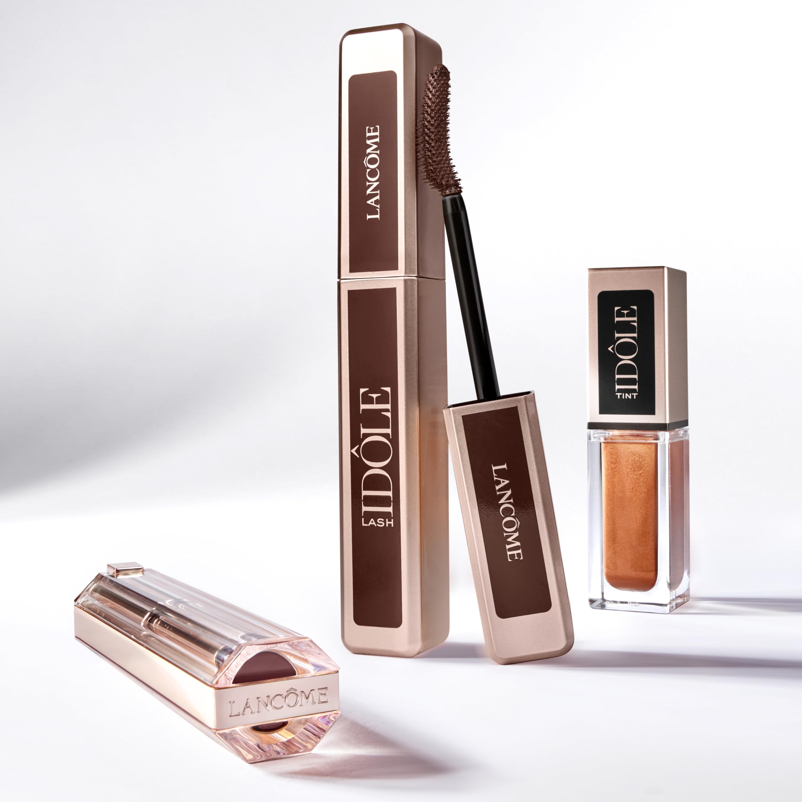 Lancôme - Lash Idôle - Mascara Volumizzante Effetto Ciglia Ricurve Marrone - Texture Ultra Leggera, Applicazione Zero Difetti - Ciglia Moltiplicate, Volume Istantaneo - Tenuta 24h
