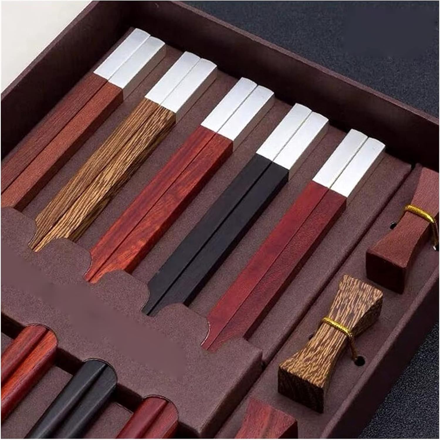 5 P Bacchette E Poggia Bacchette Set Regalo, Bacchette di Legno Riutilizzabili Leggere Bacchette Ramen, Silver