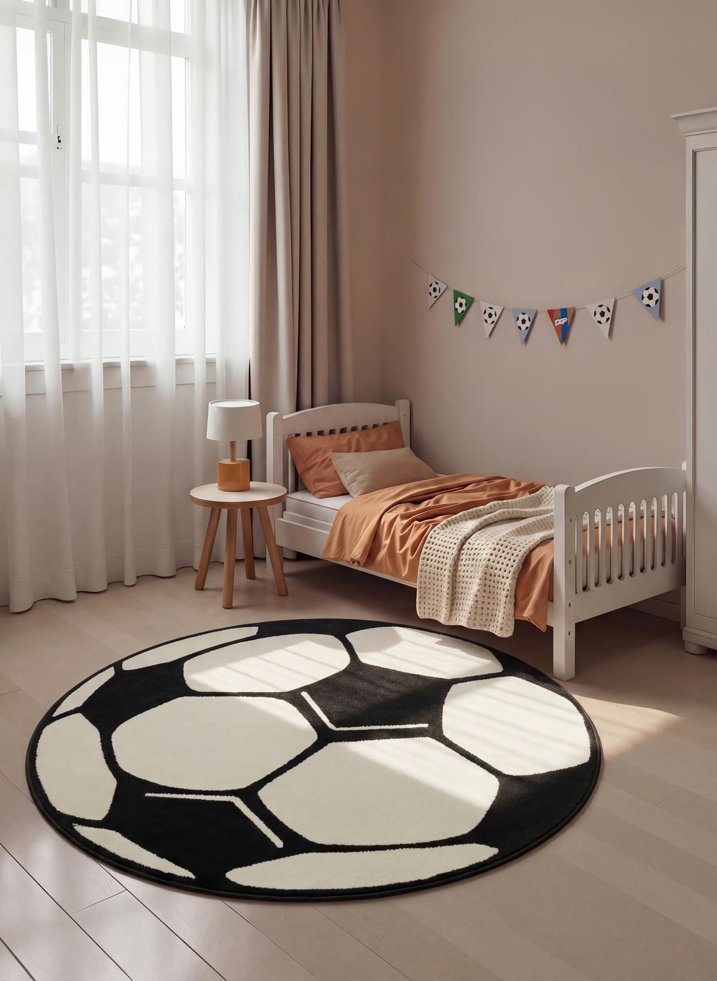 Hanse Home PP Fußball Rund Spielteppich – Kinderteppich rutschfest Kurzflor Teppich Fußball-Spielteppich Fußball-Motiv für Schlafzimmer, Kinderzimmer, Spielzimmer – Ø 150cm