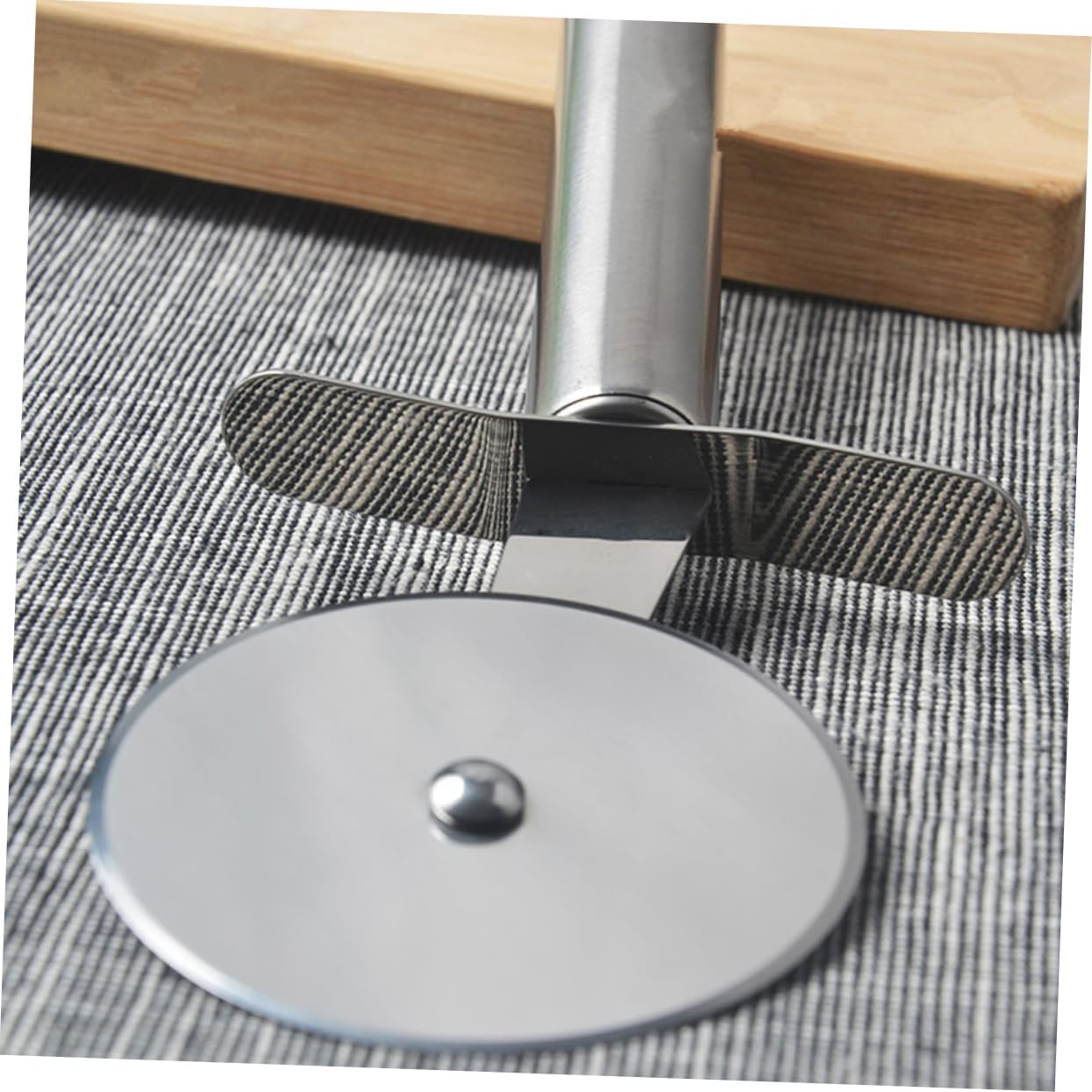 Pizza Wheel Cutter Slicer Non-slip Handle Stainless Steel Pizza Roller