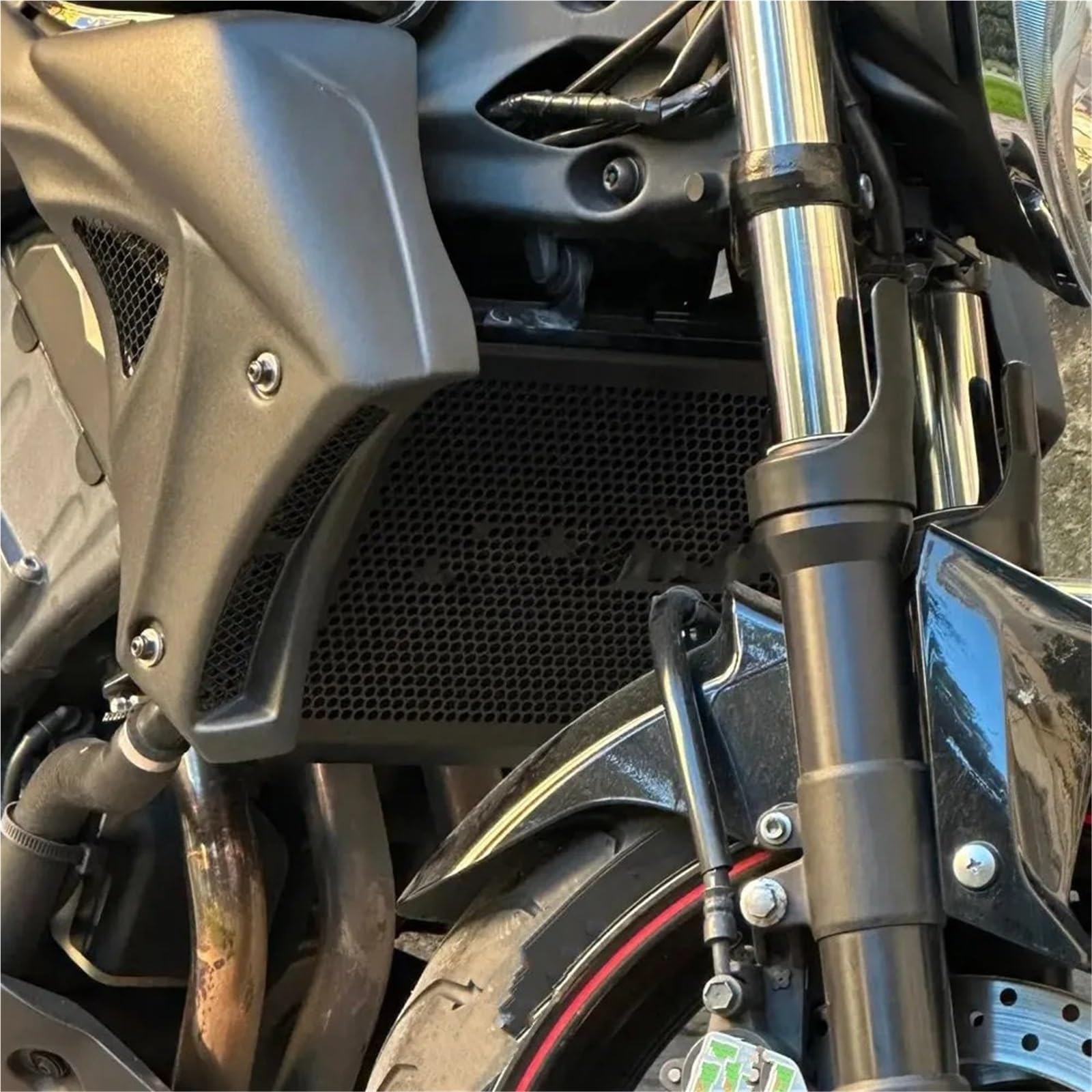 Chłodnica Protector Osłona Osłona chłodnicy motocykla, osłona grilla, pasuje do Yamaha FZ6 FAZER 600 FZ6S FZ6N 2004 2005 2006(Black FAZER)