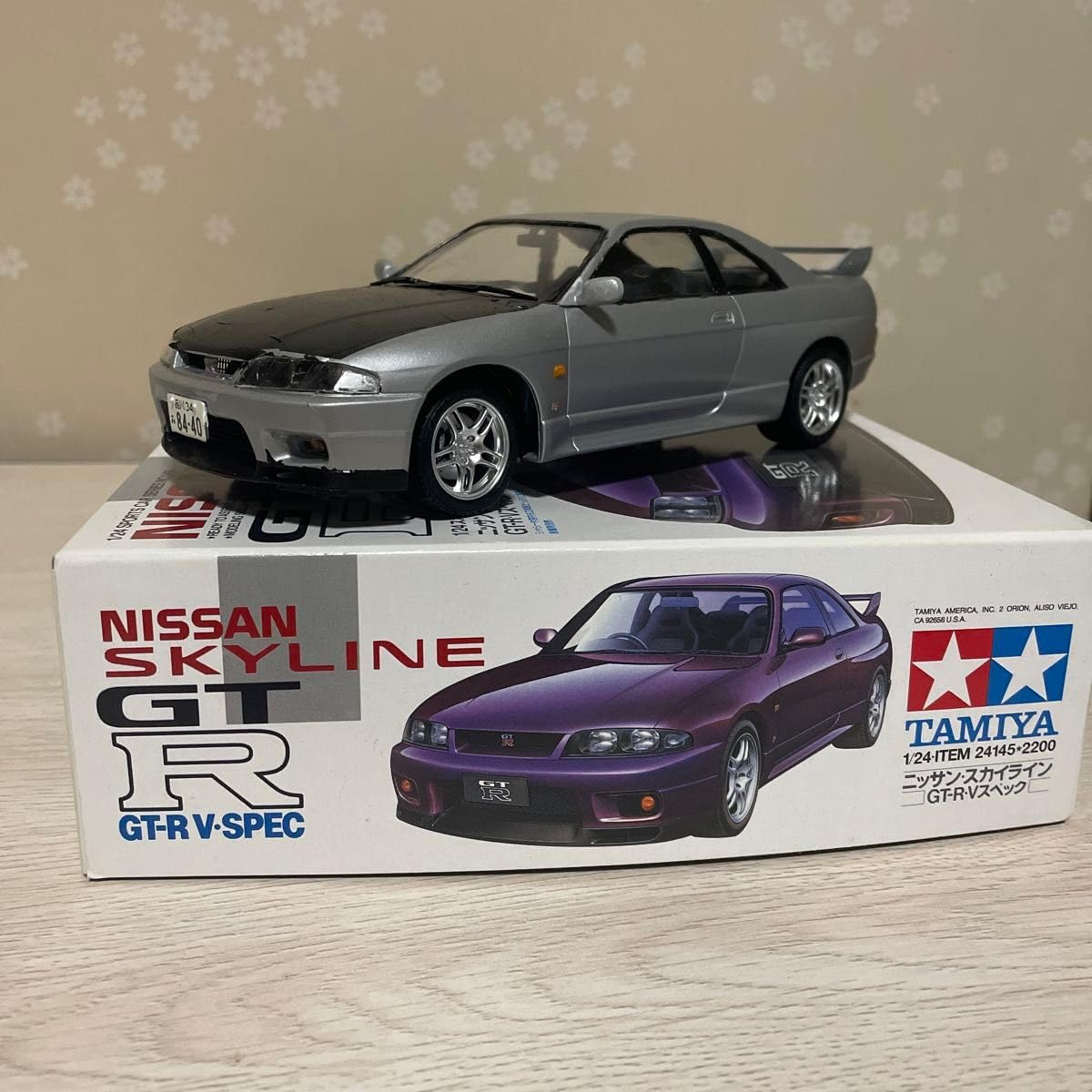Amazon.co.jp: 1/24プラモデル 日産スカイラインGT-R R33 完成品 