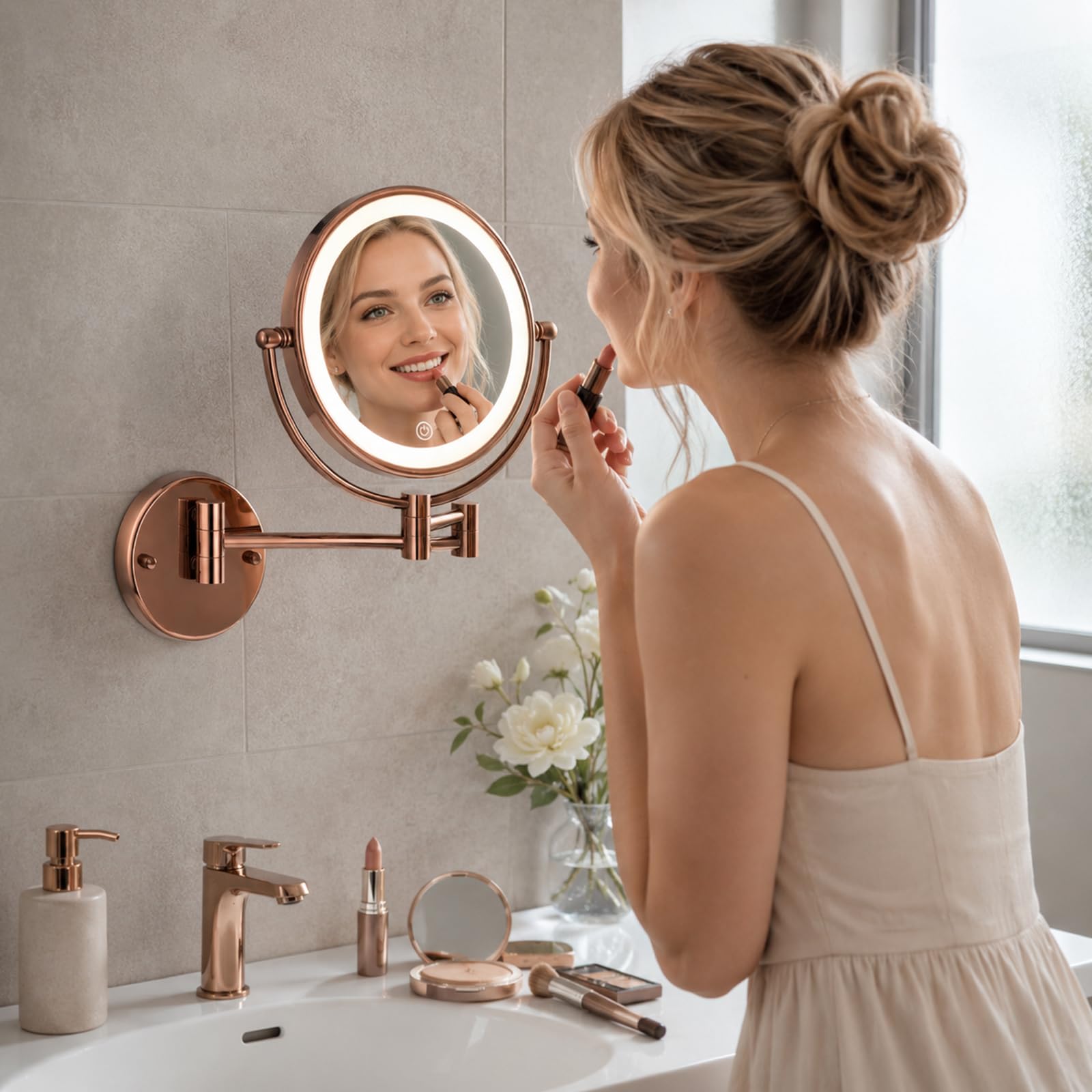 Miroir grossissant lumineux or rose 5x mural extensible à 360° pour la salle de bain