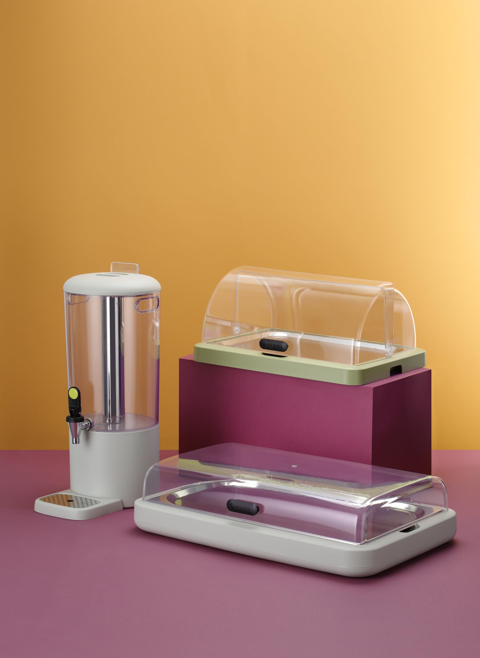 HENDI Expositor refrigerado UNIQ con cubierta transparente abatible de ABS, conjunto exhibidor con bandeja de acero inoxidable GN 1/1, bloque refrigerante, 593x389x(H)147mm, polipropileno, blanco