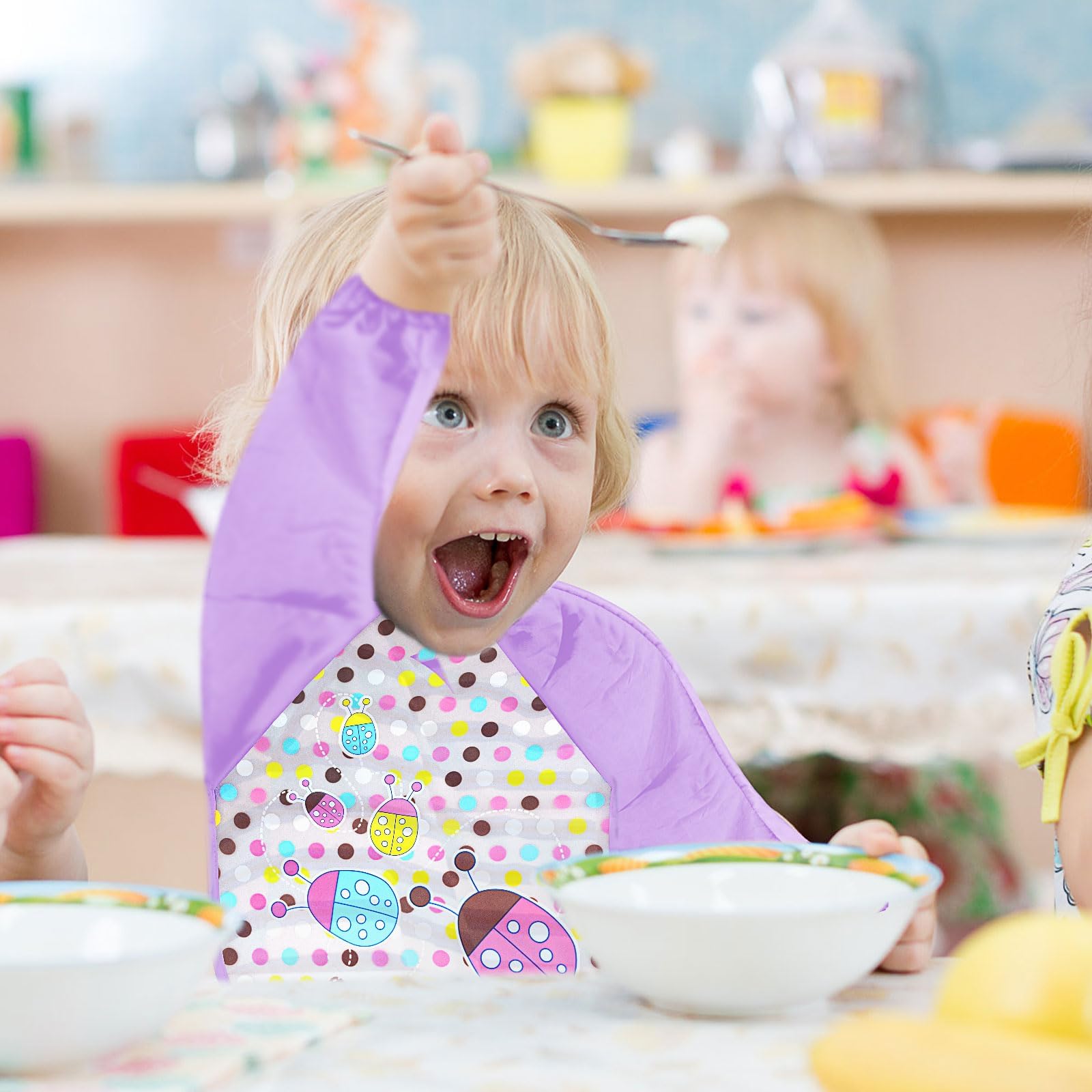 Confezione da 12 grembiuli artistici per bambini per asilo, piccoli grembiuli impermeabili per bambini, per dipingere i bambini, bavaglini lavabili per mangiare da 1 a 4 anni, per aule