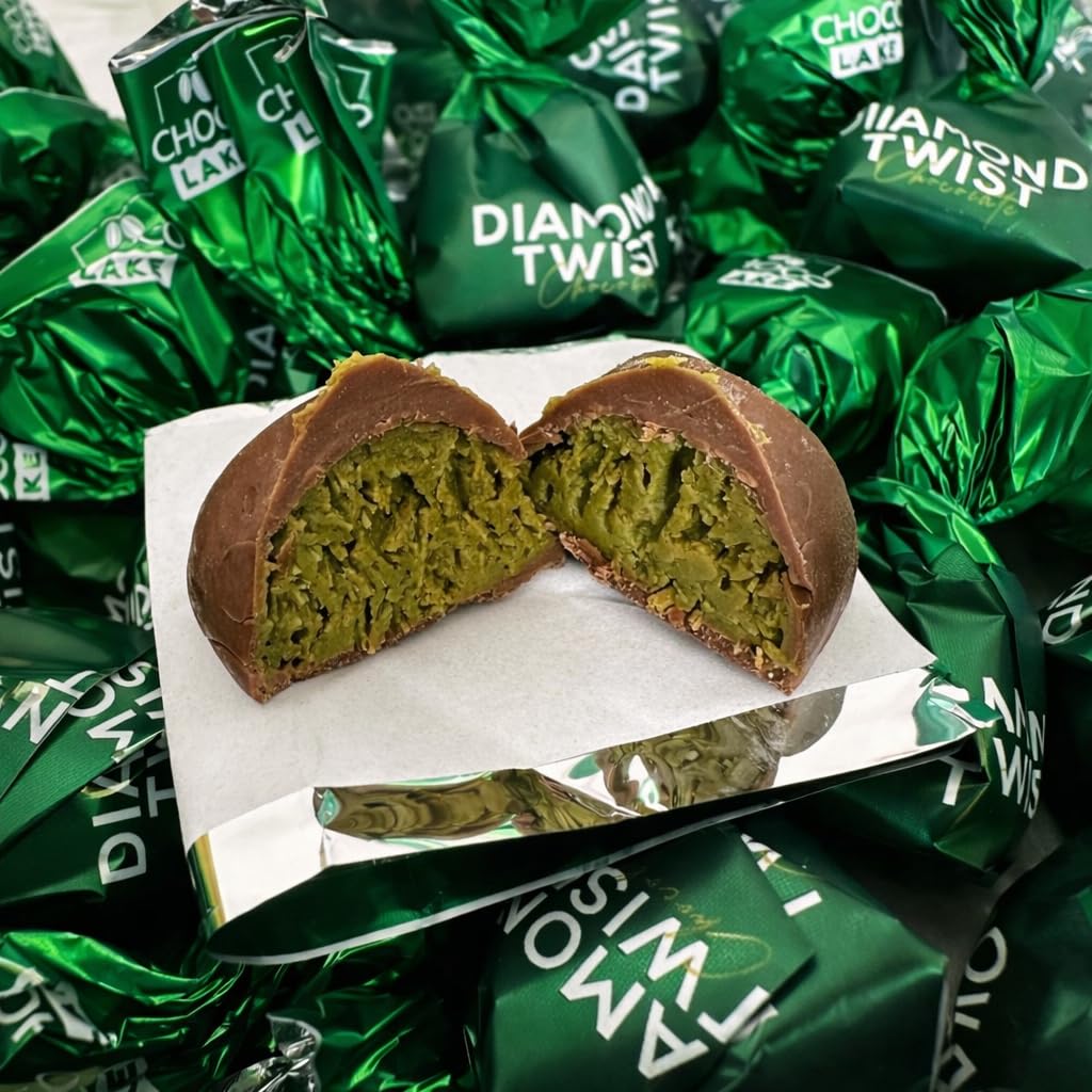 Choco lake Diamond Twist Milk Chocolate Pistachio Kunafa 450g (2pack) Total 900g
