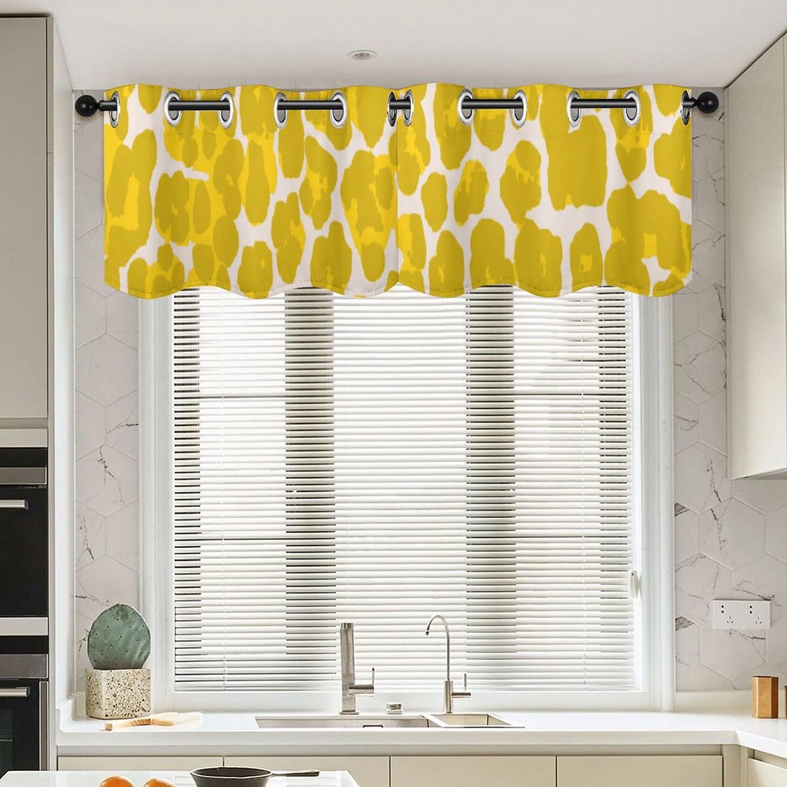 Cantonnière jaune motif guépard oriental - Paire de rideaux courts exotiques 132x45cm